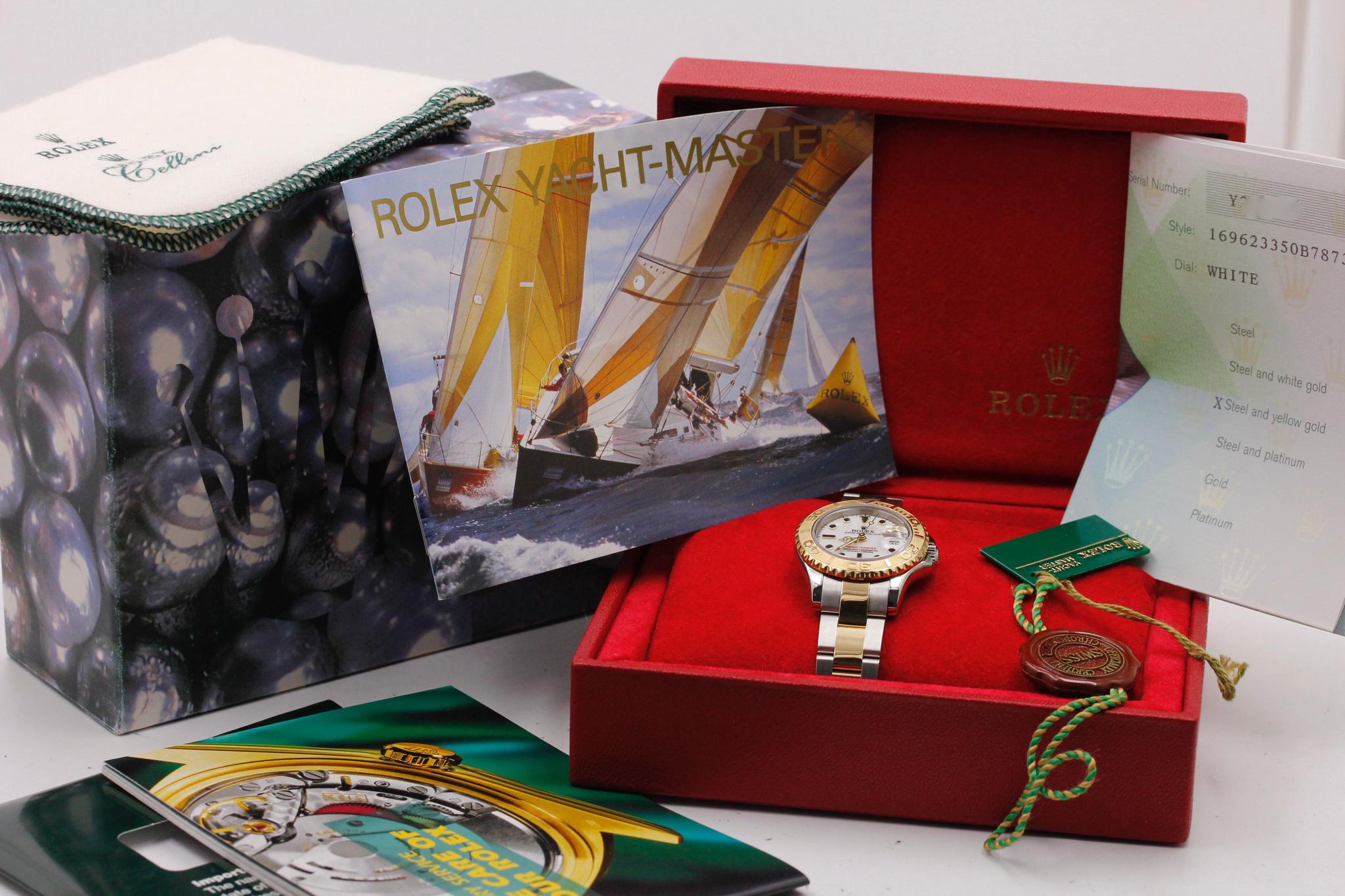 Watch Image 12