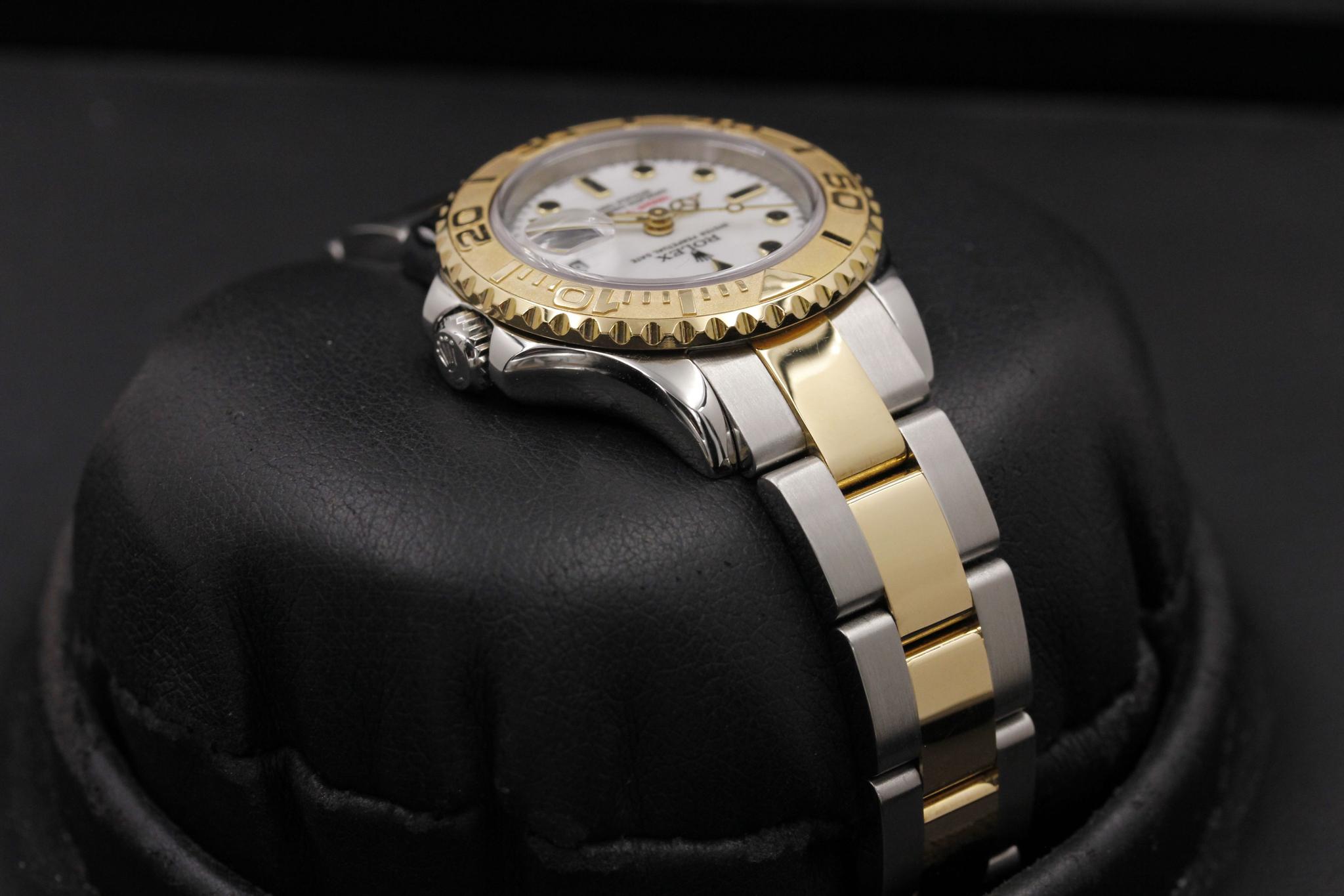 Watch Image 4