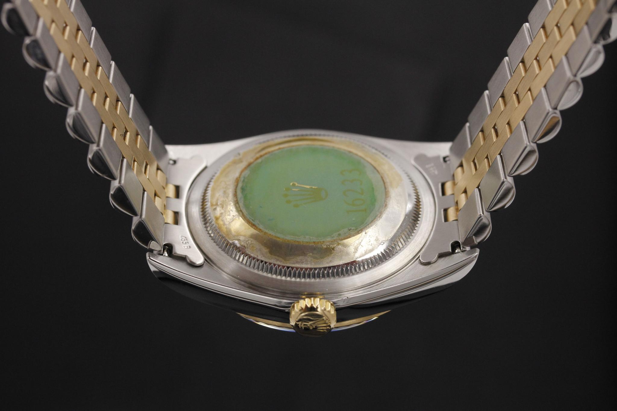 Watch Image 7