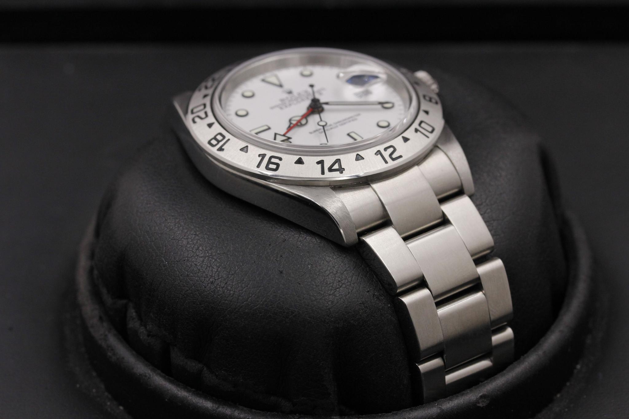 Watch Image 6
