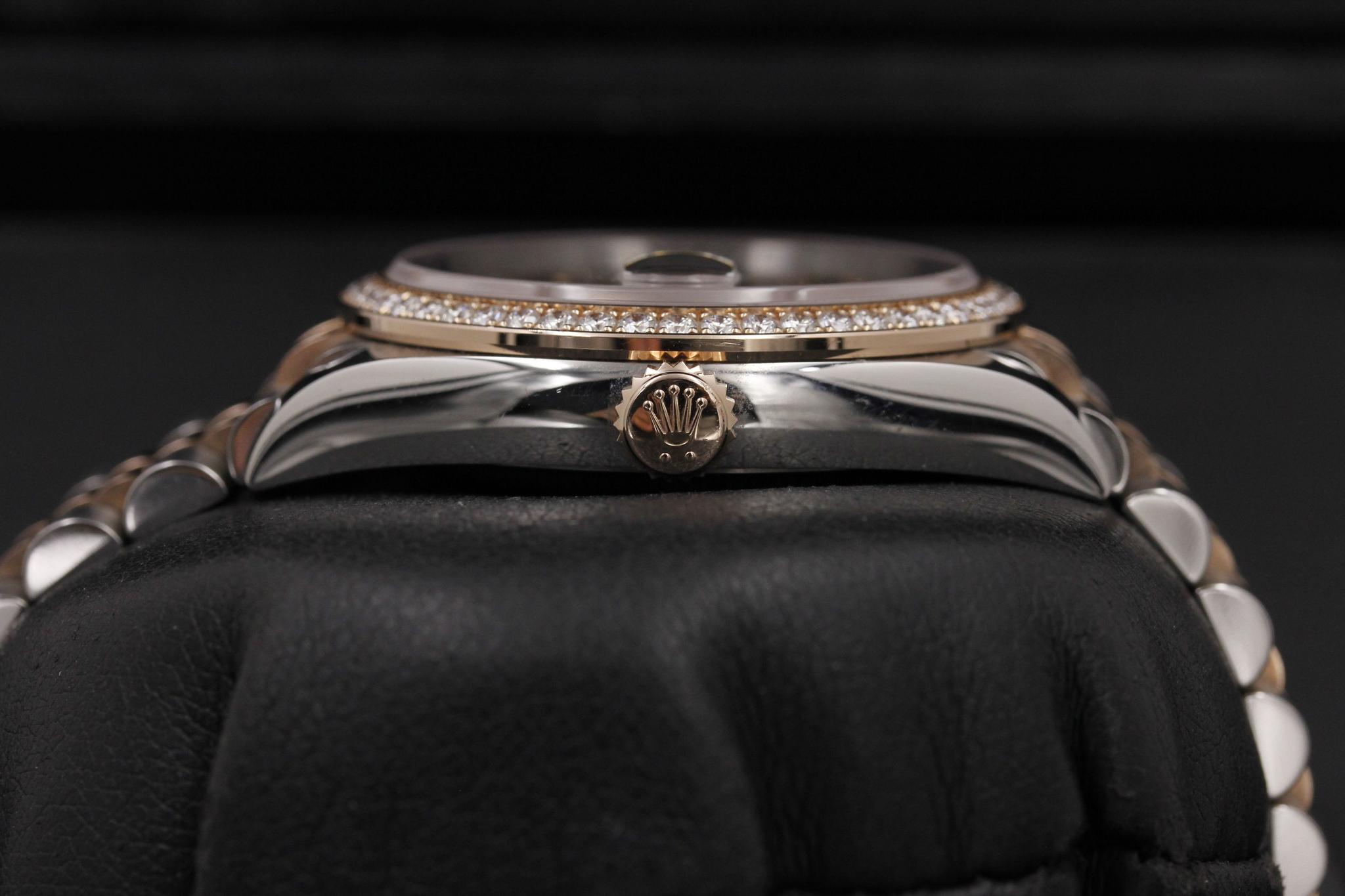 Watch Image 3