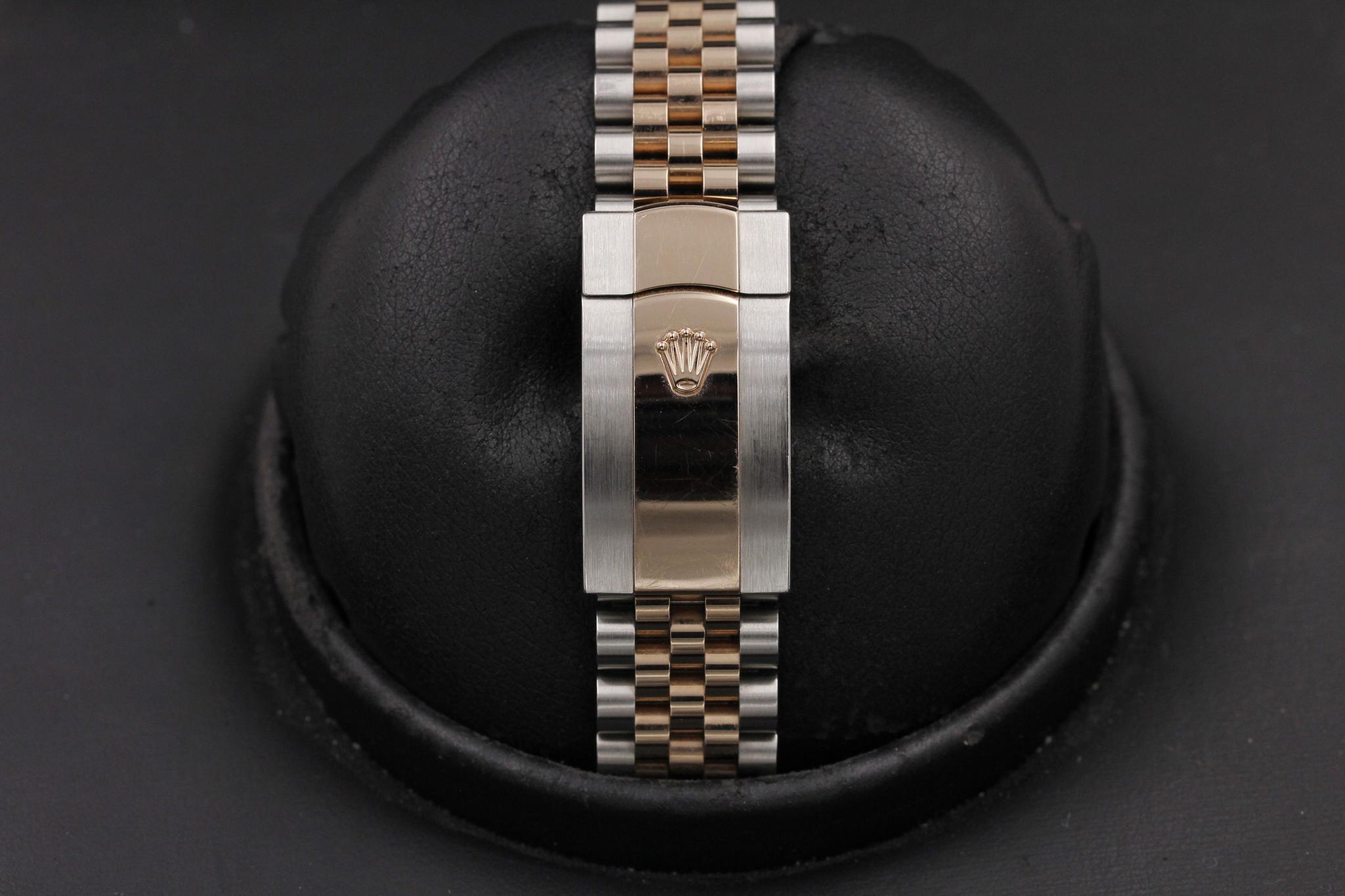 Watch Image 8