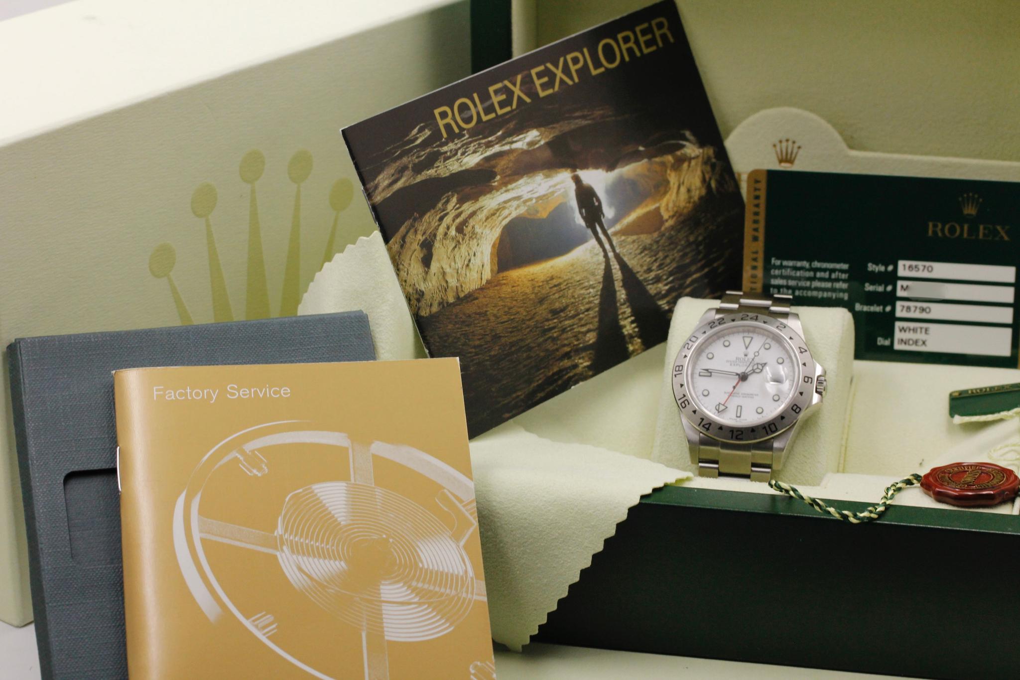 Watch Image 12