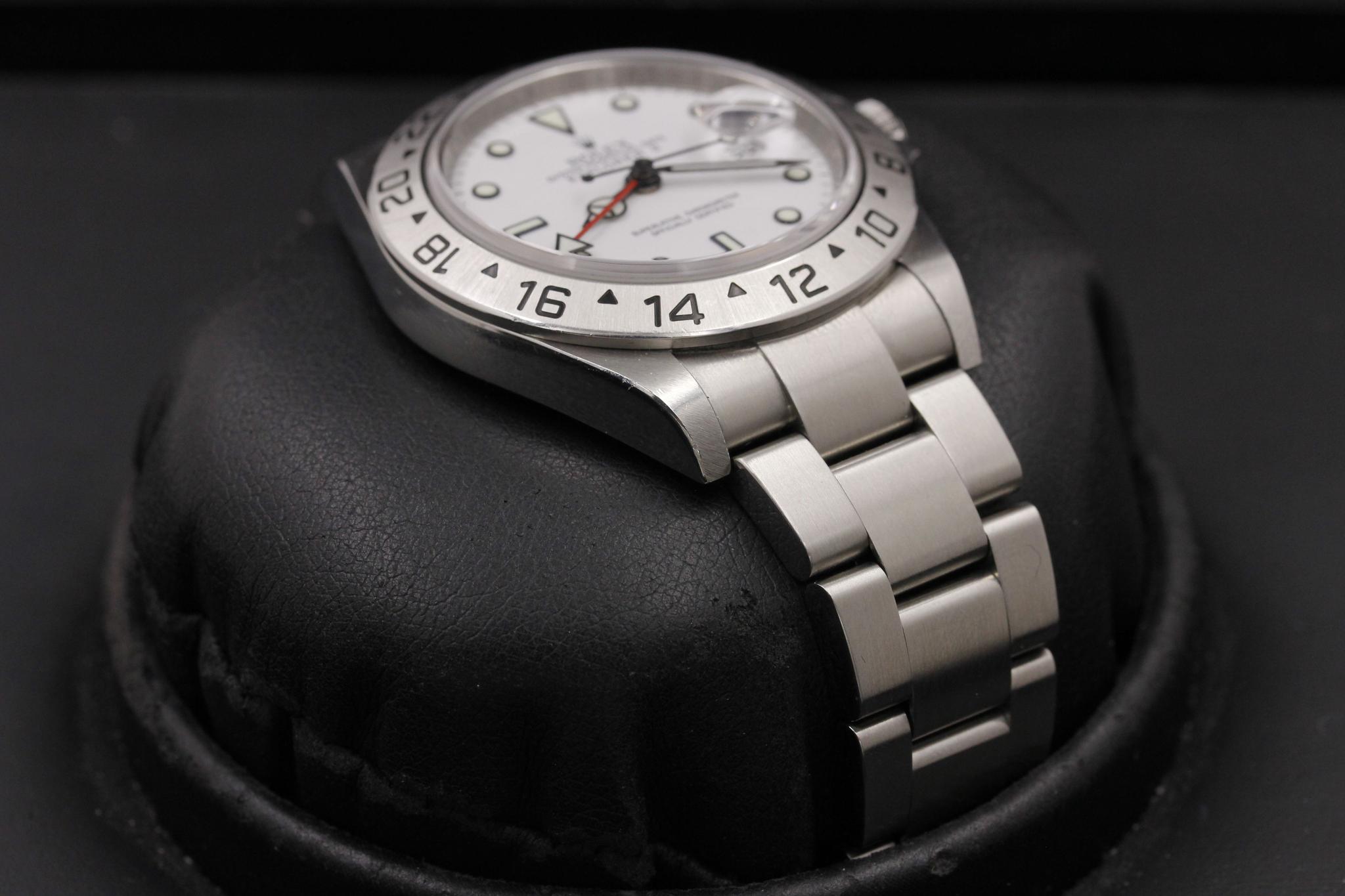 Watch Image 6