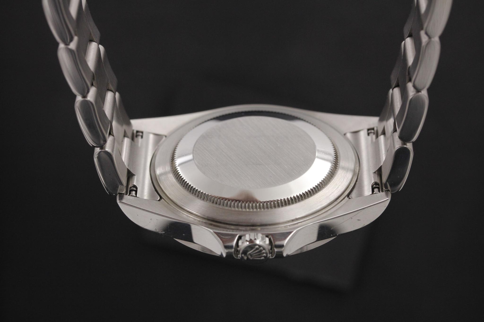 Watch Image 7