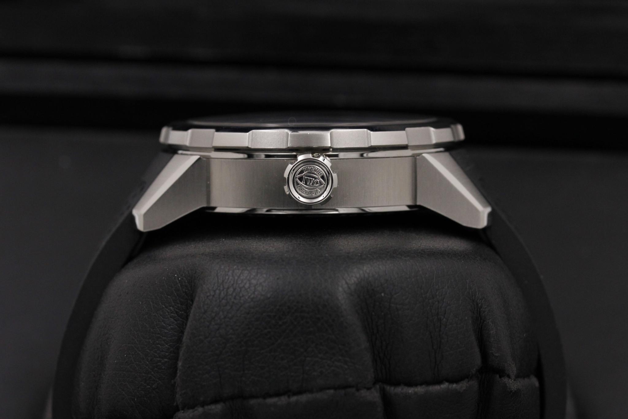 Watch Image 3