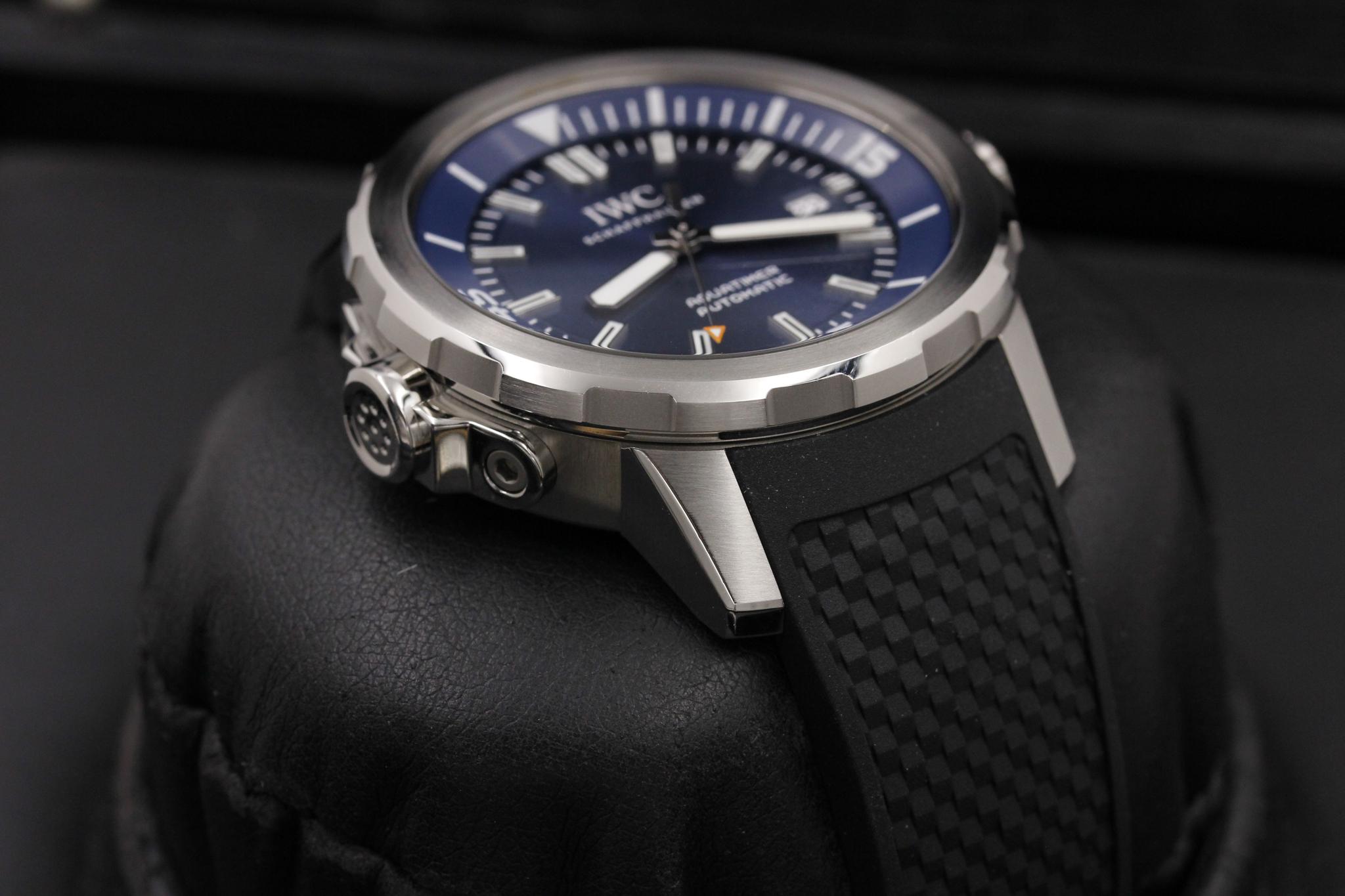 Watch Image 6
