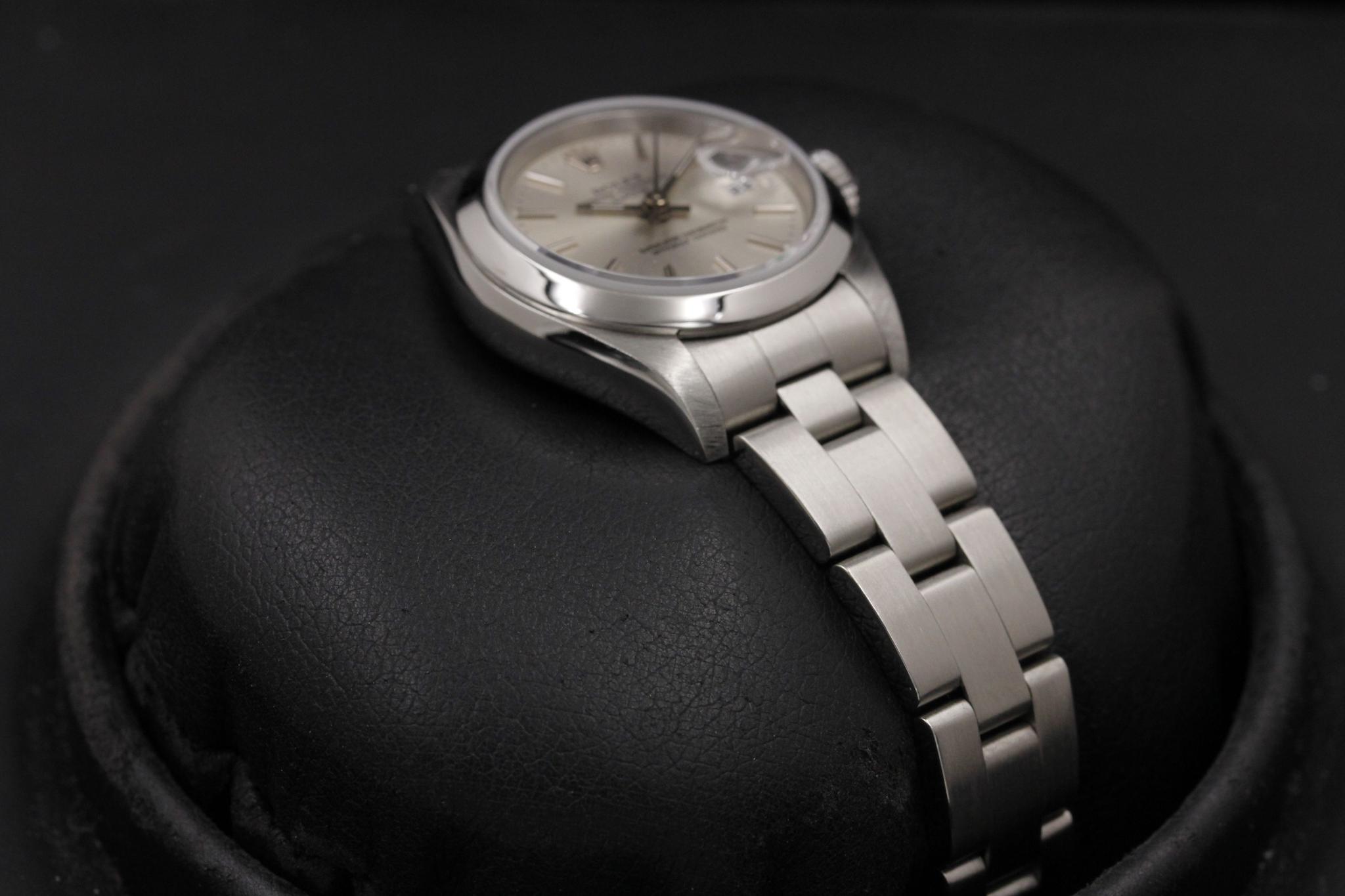 Watch Image 6