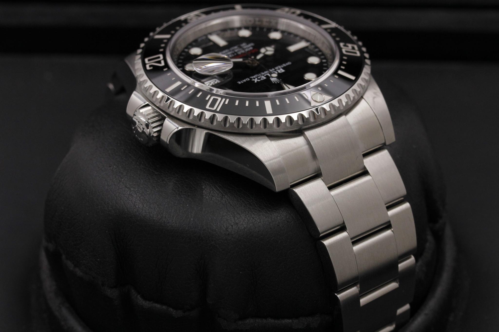 Watch Image 4