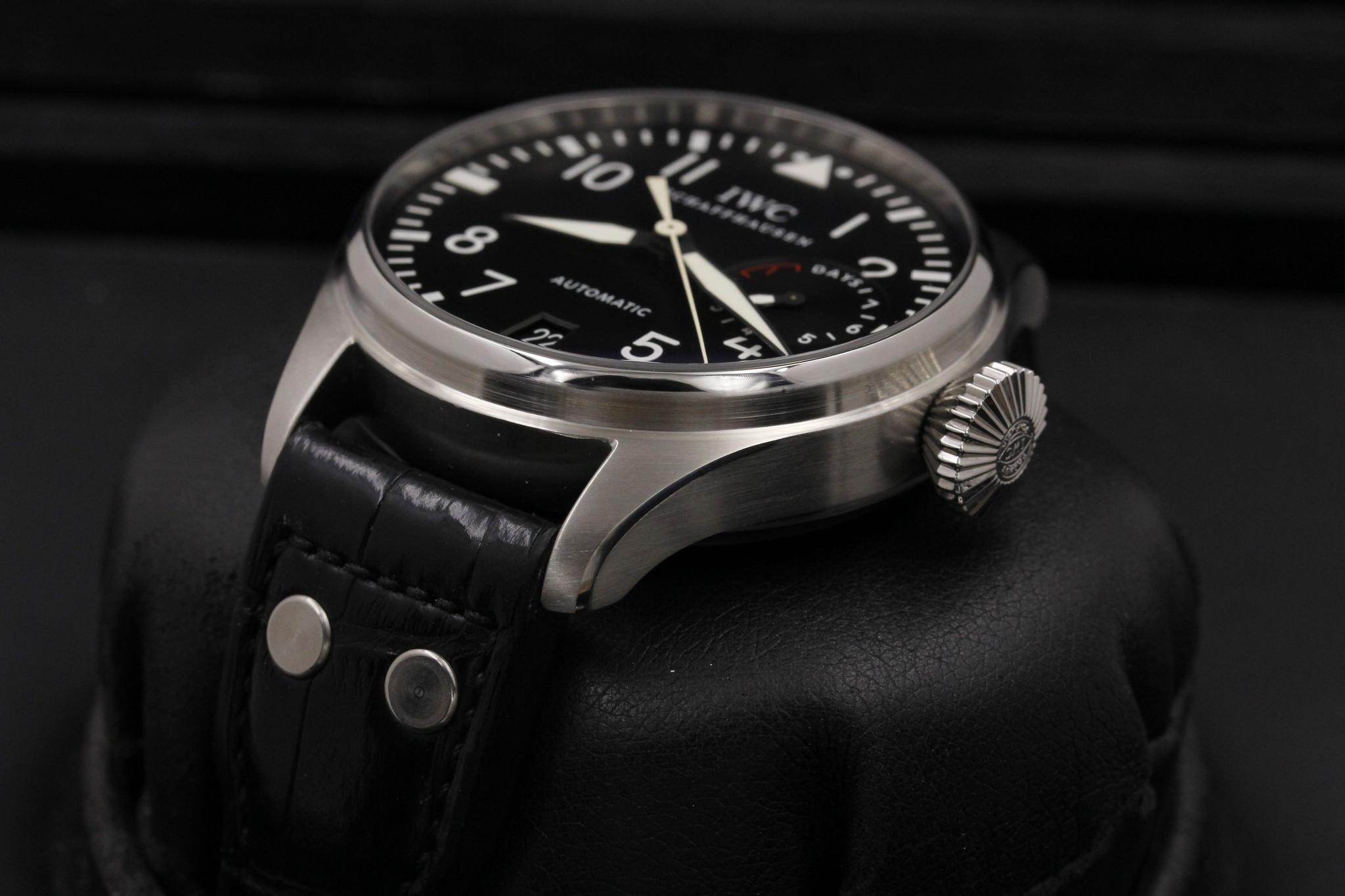 Watch Image 2