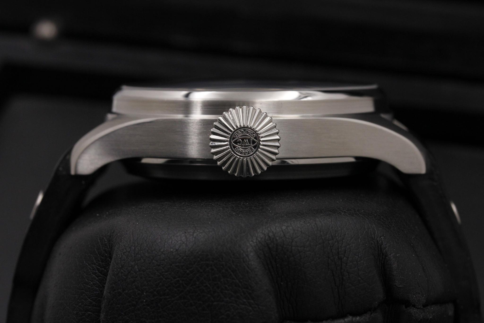 Watch Image 3