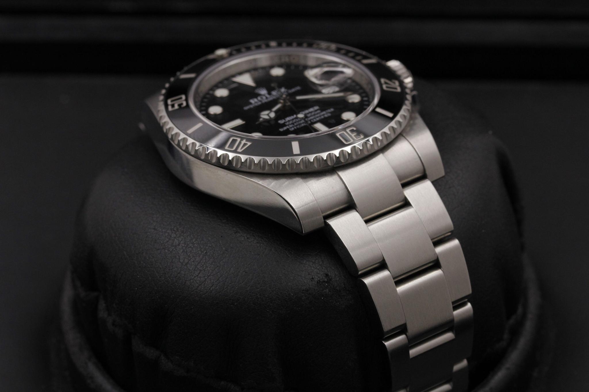 Watch Image 4