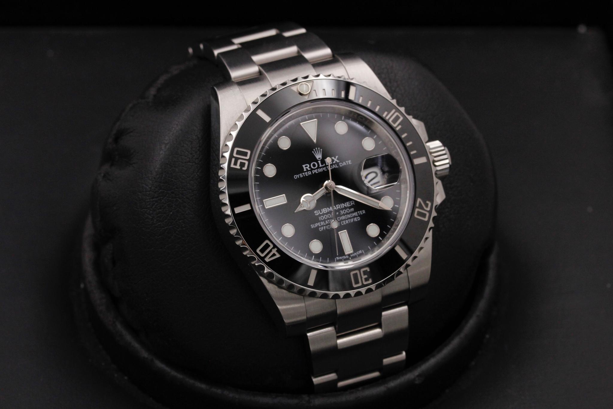 Watch Image 10