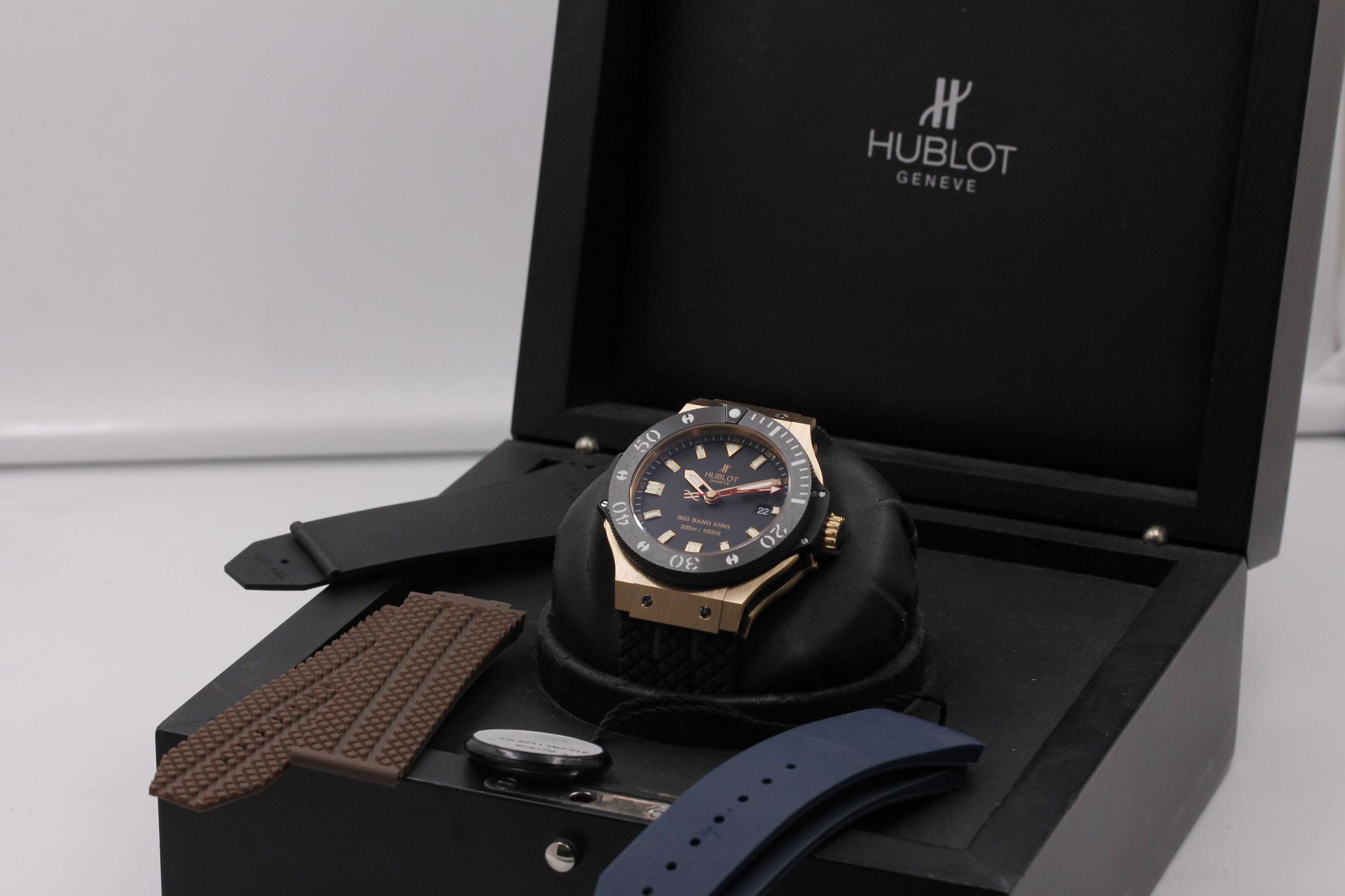 Watch Image 11