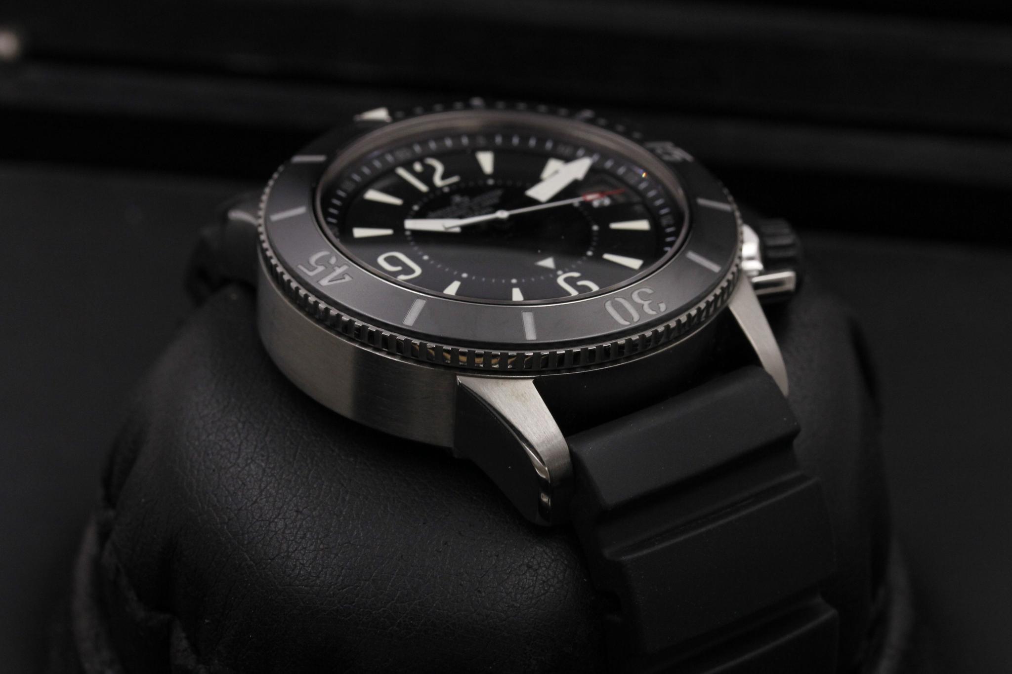 Watch Image 6