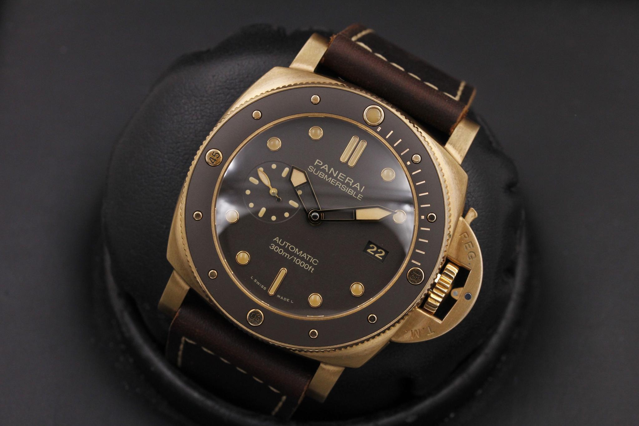 Watch Image 10