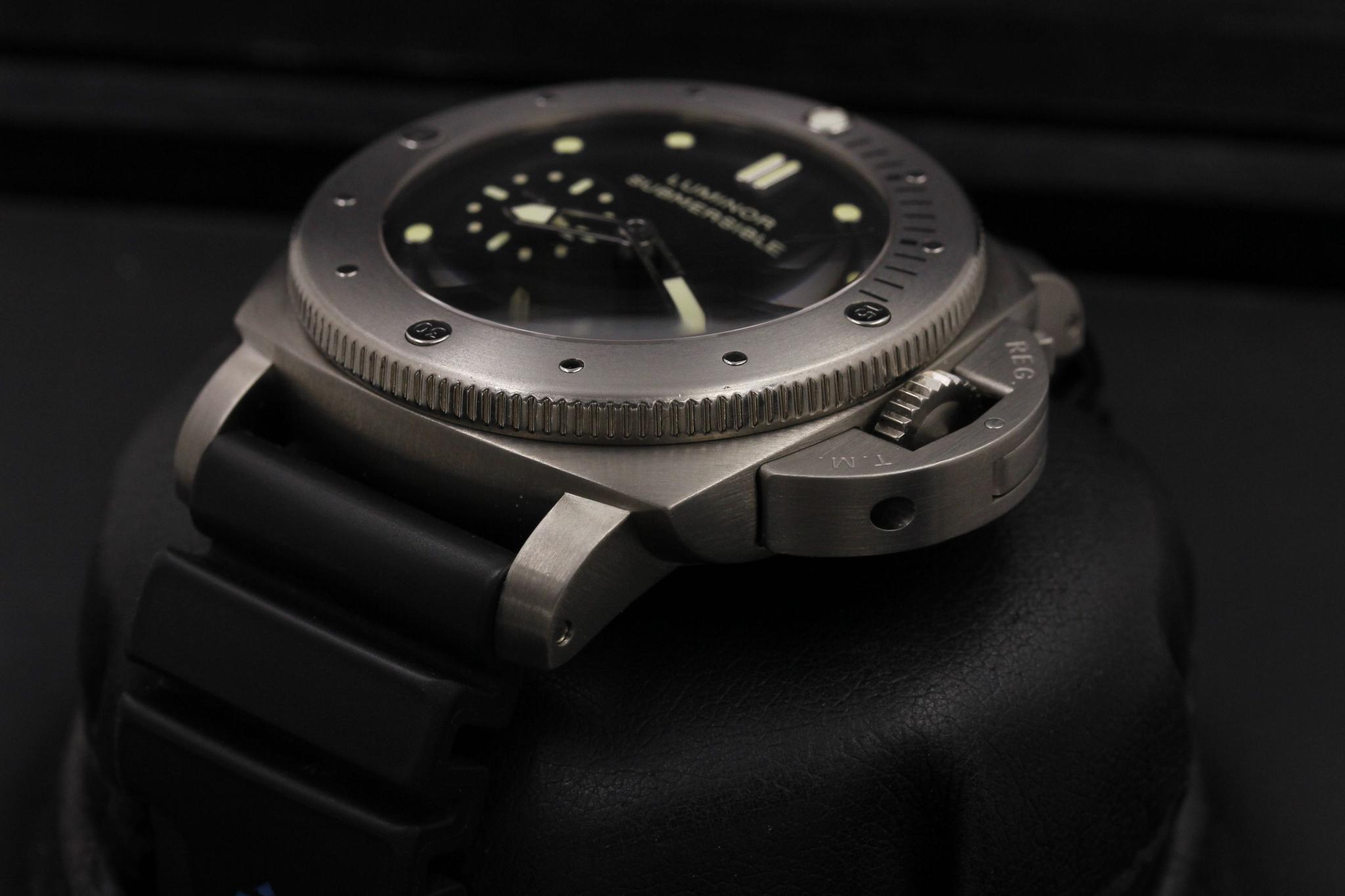 Watch Image 2