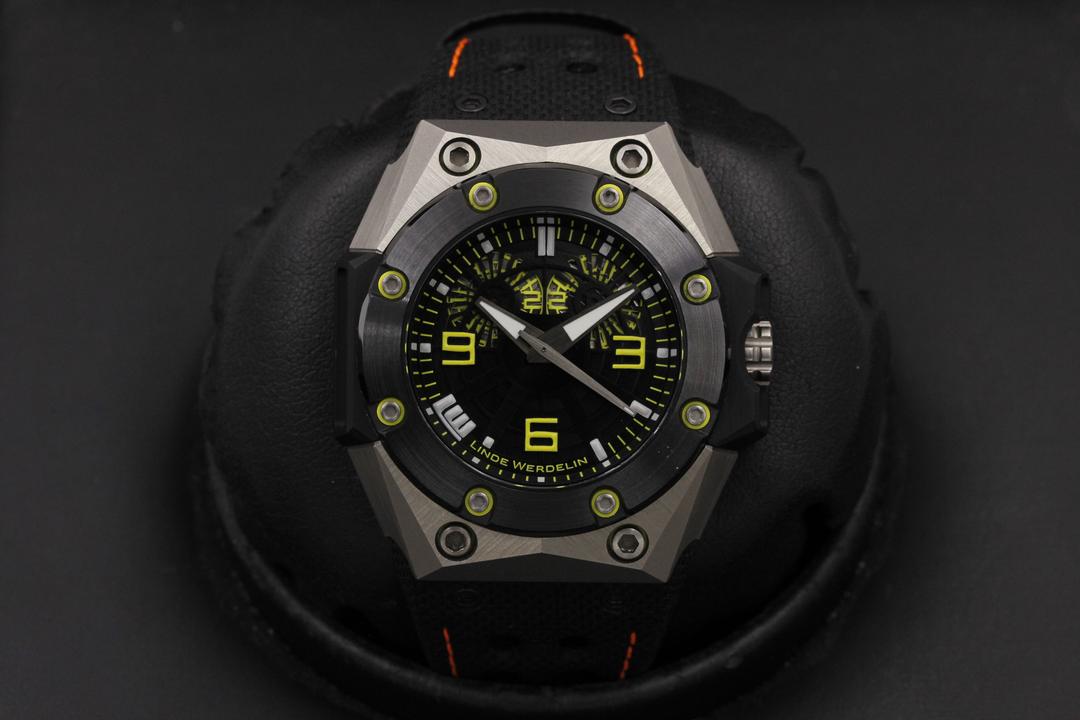 Linde Werdelin Linde Werdelin Oktopus Ii Double Date Lw.okt.ii.tby.1
