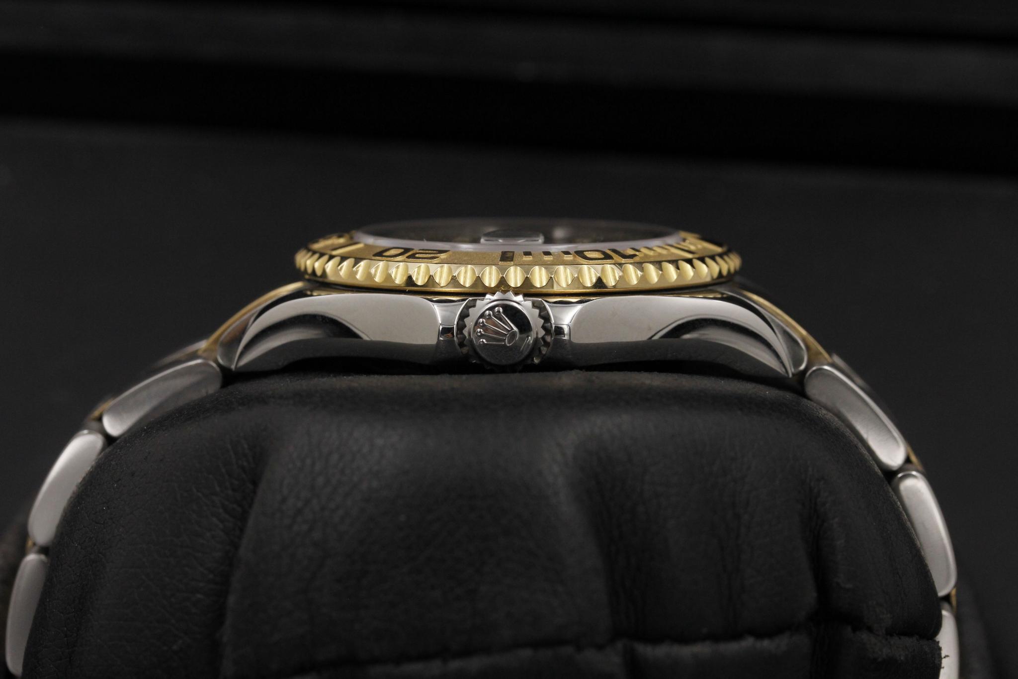 Watch Image 3