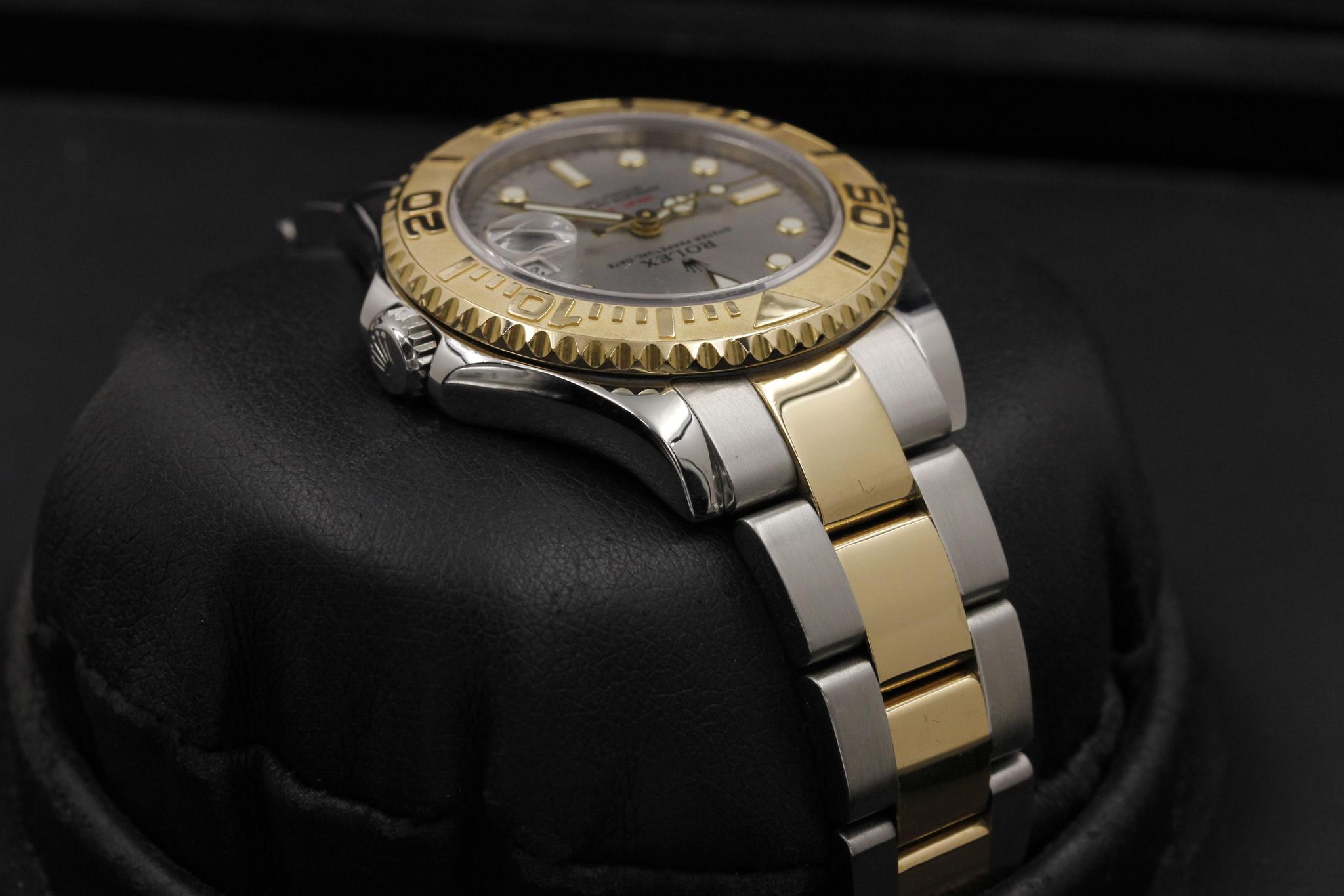 Watch Image 4