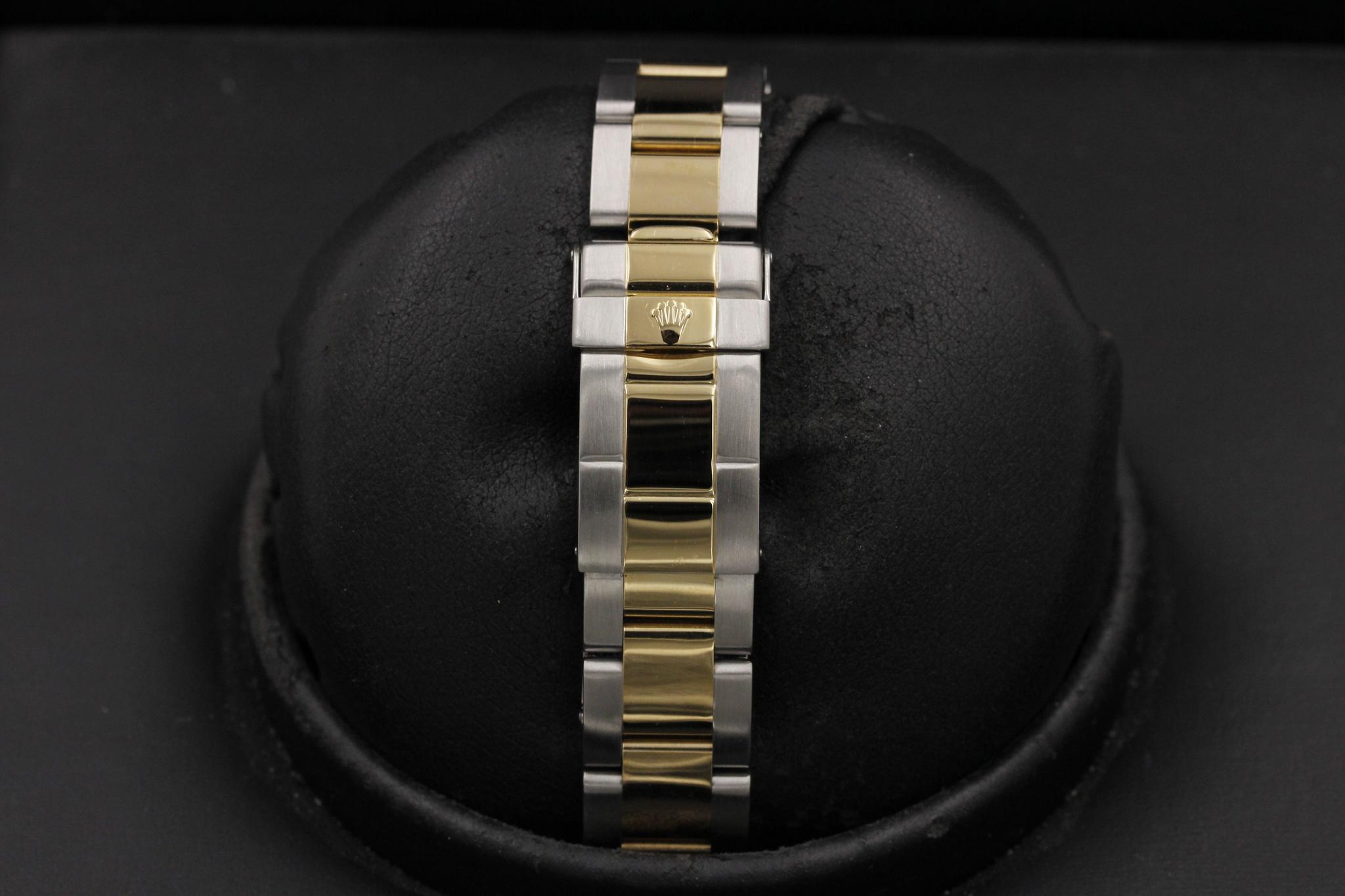 Watch Image 8