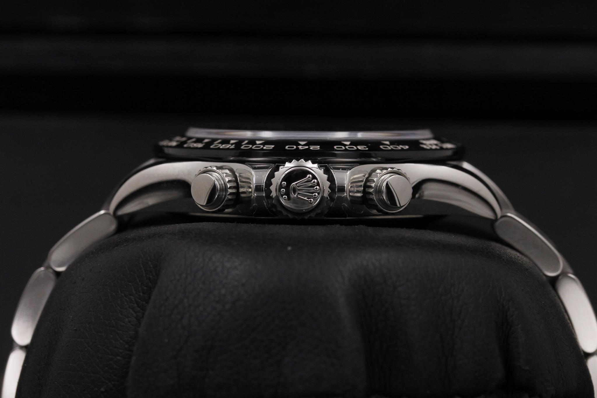 Watch Image 3