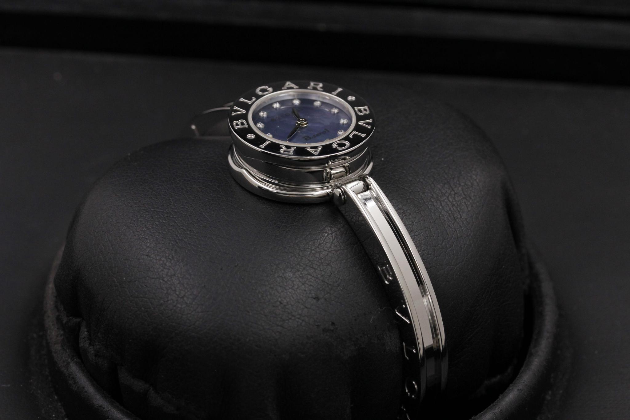Watch Image 4