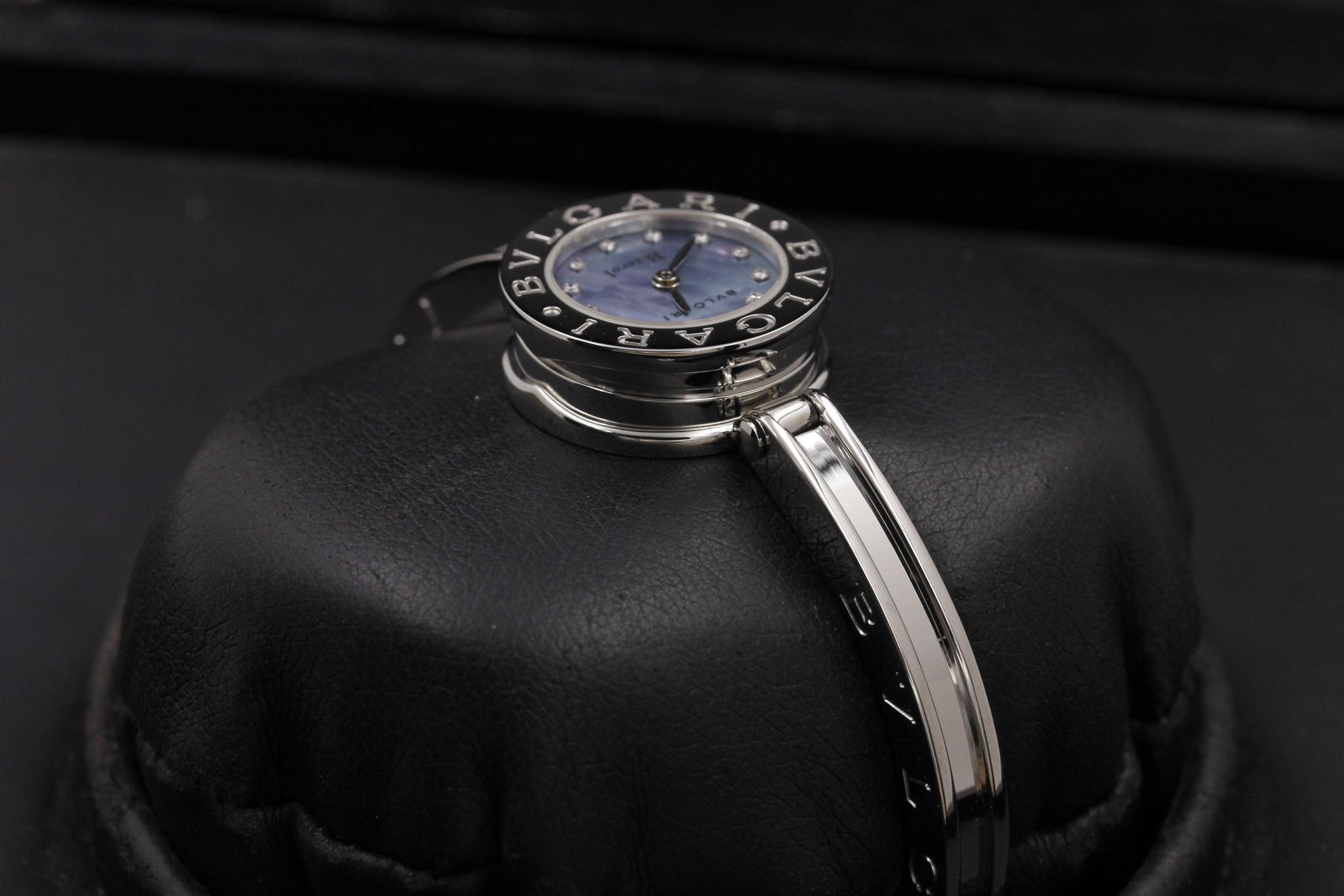 Watch Image 5