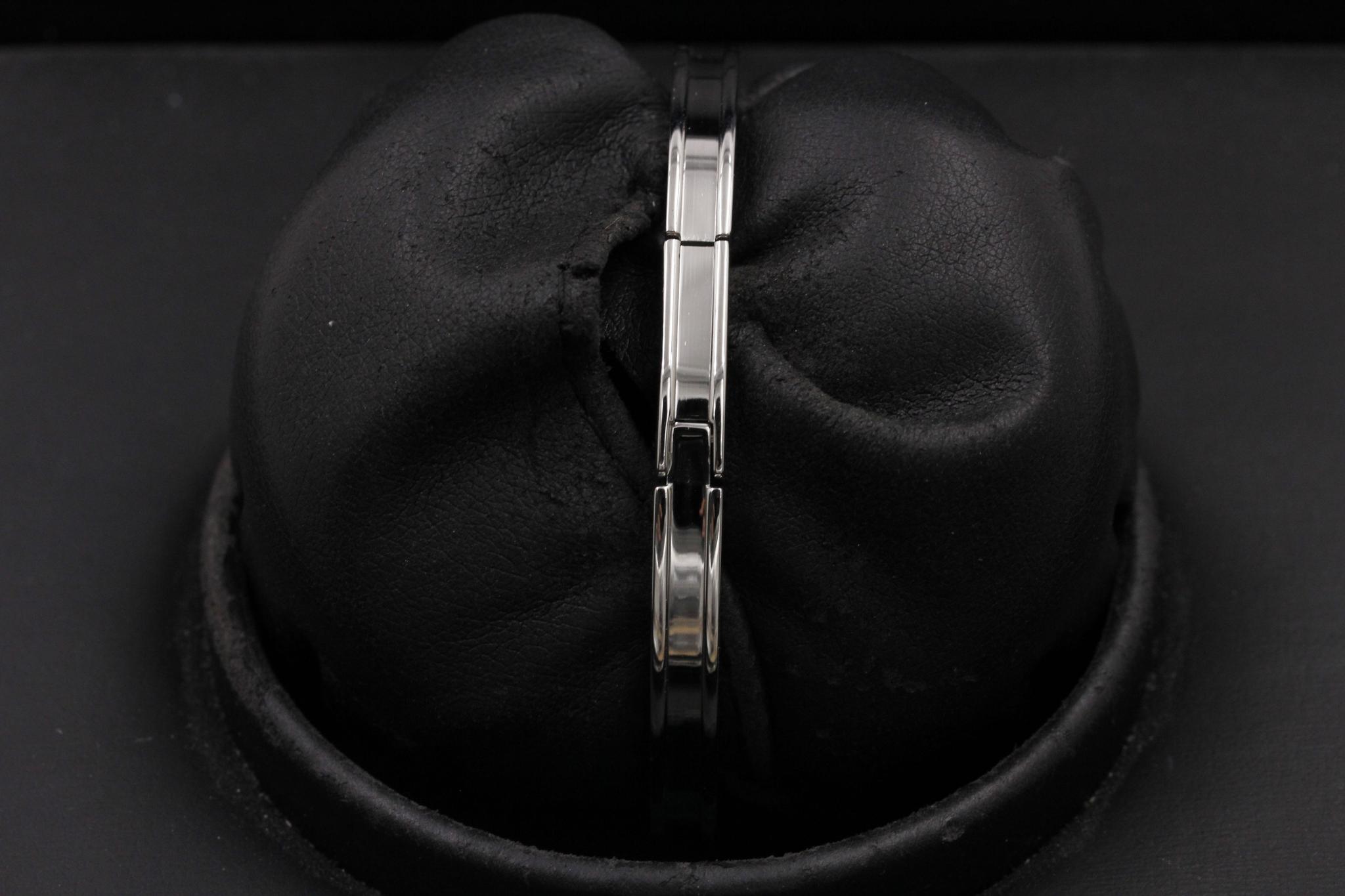 Watch Image 7
