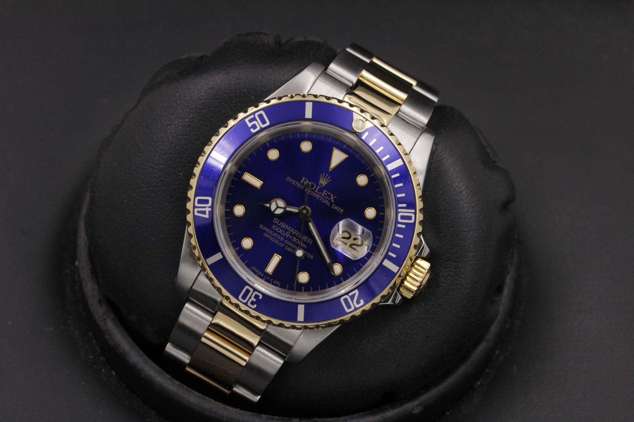 Watch Image 10