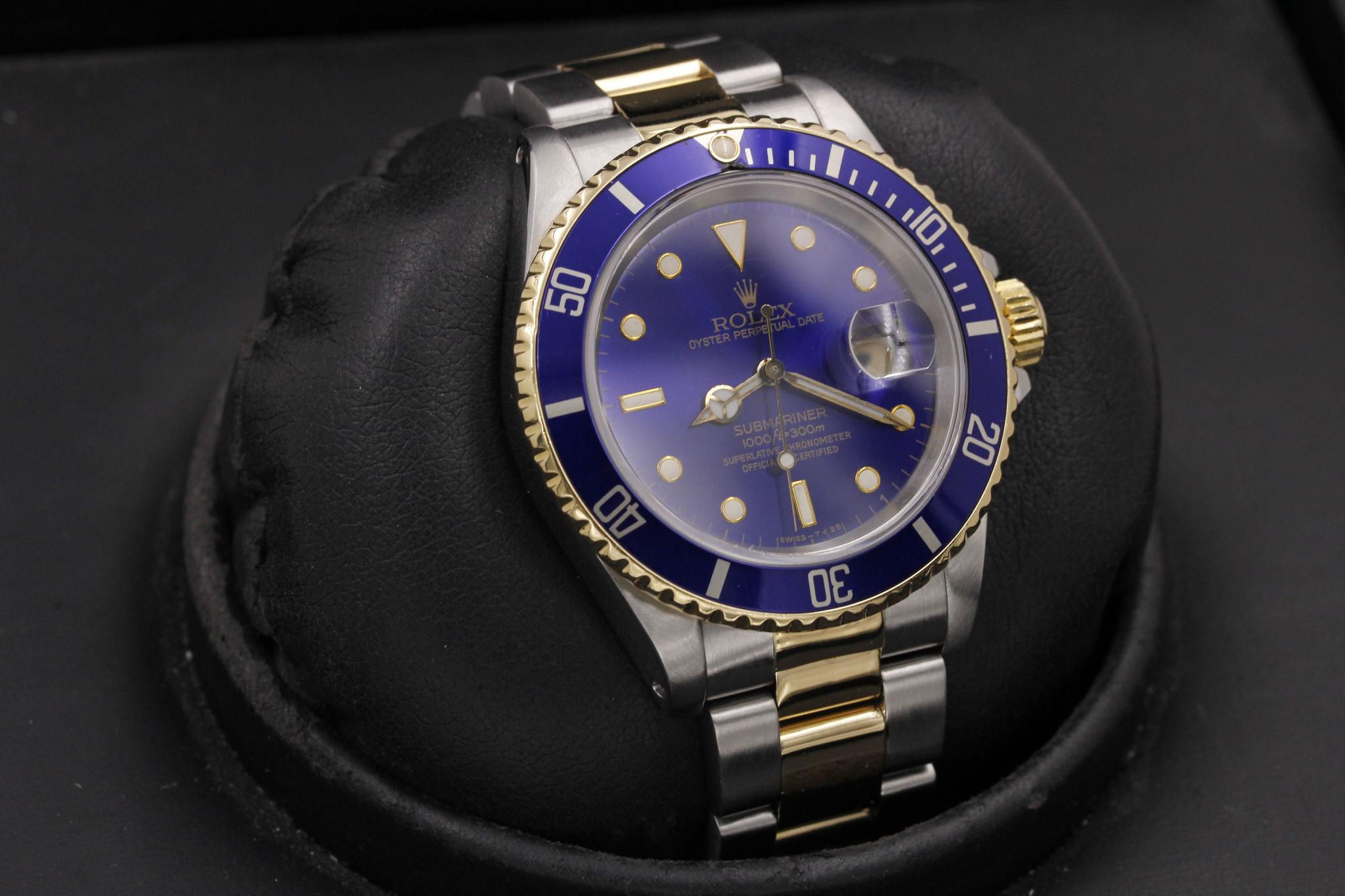 Watch Image 11