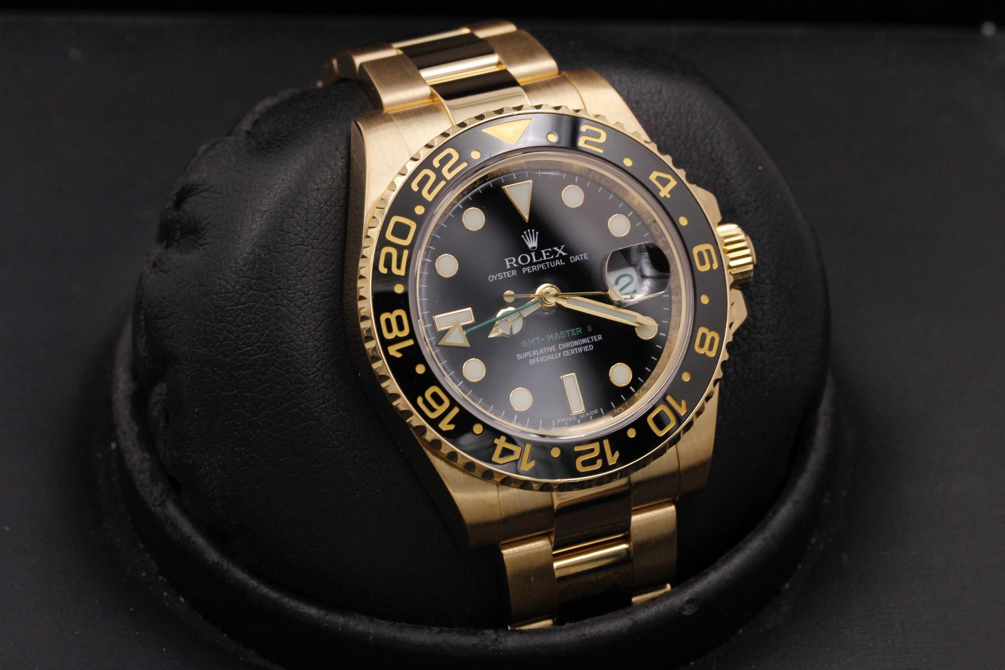 Watch Image 10