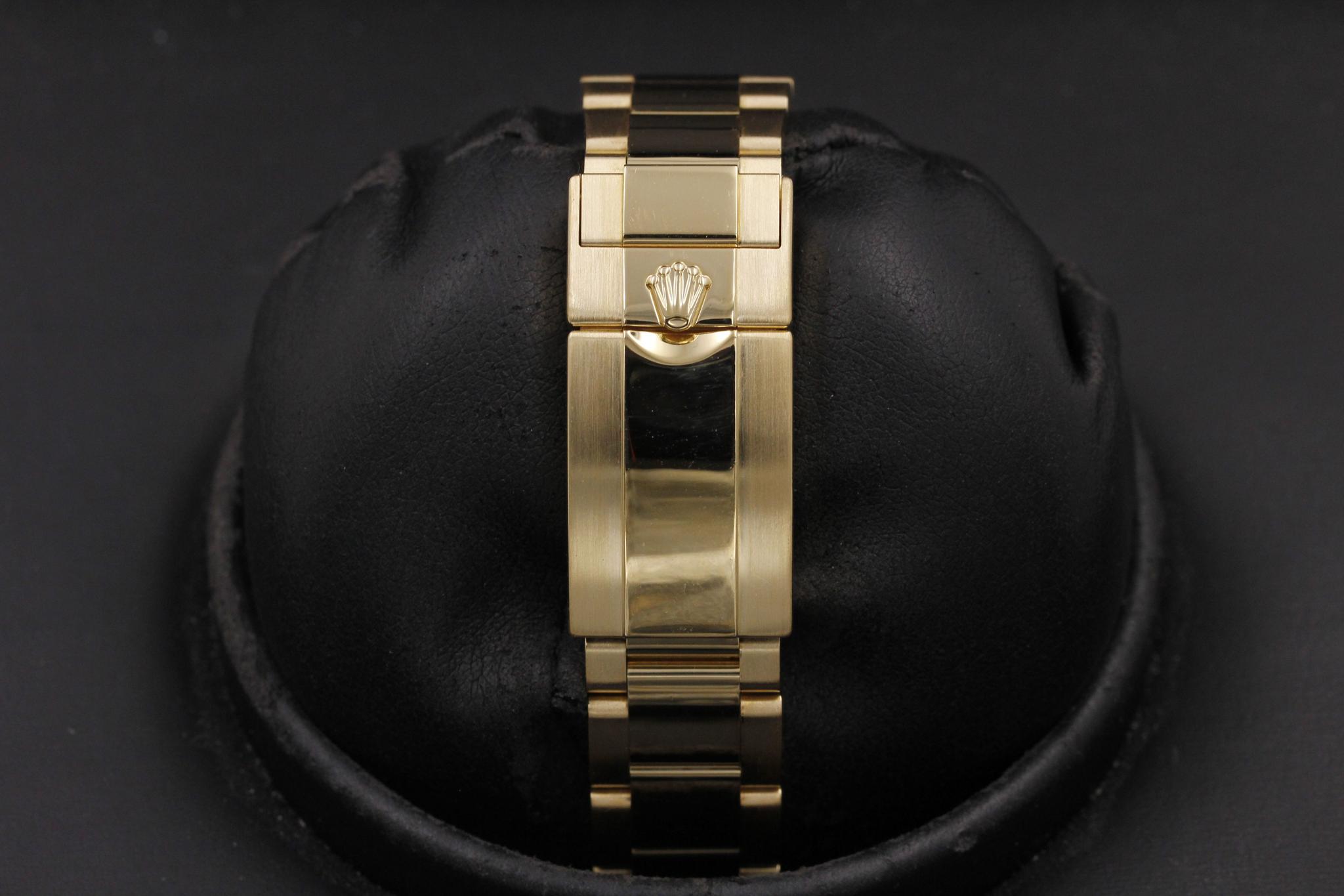 Watch Image 8