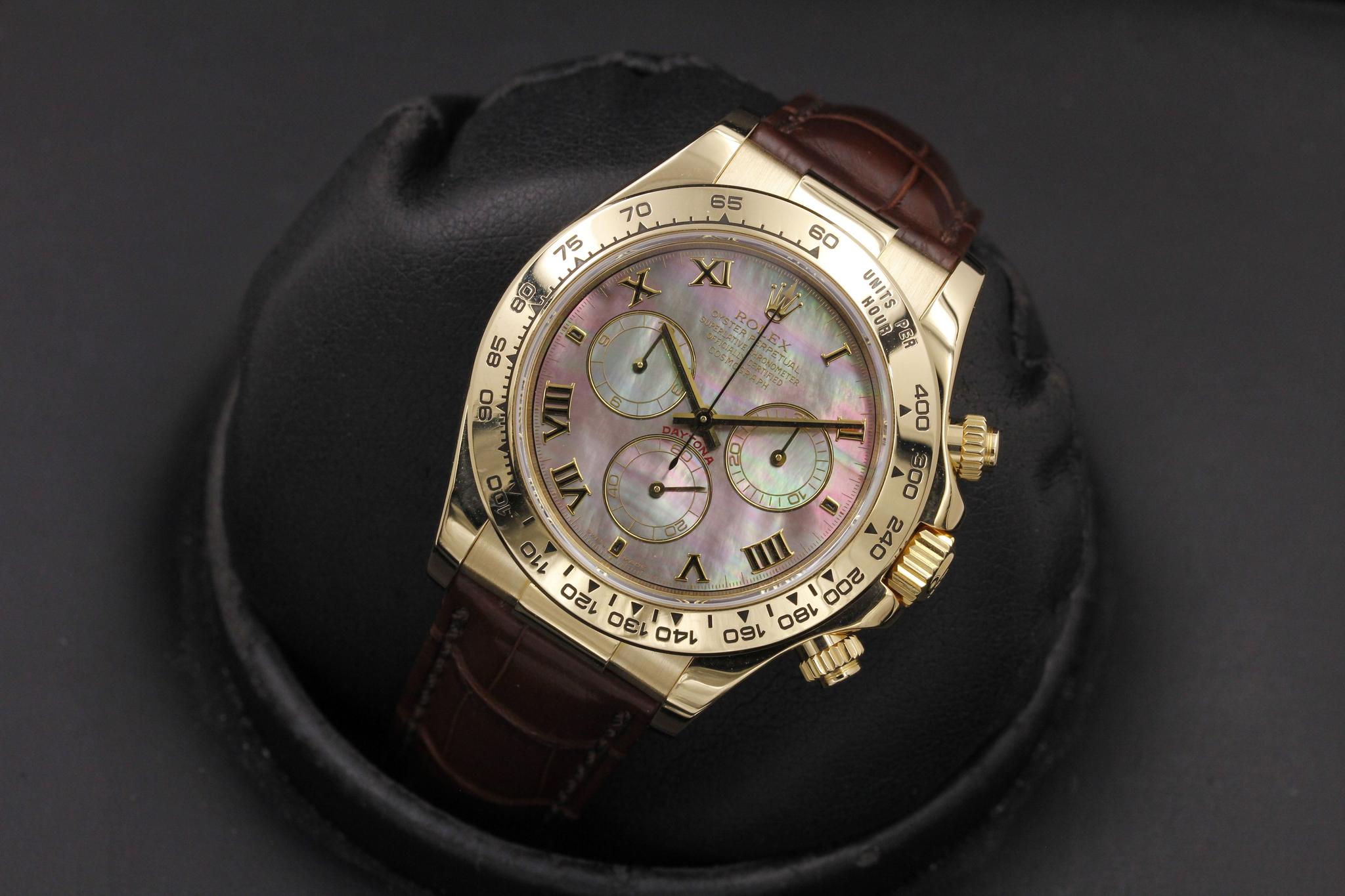 Watch Image 10