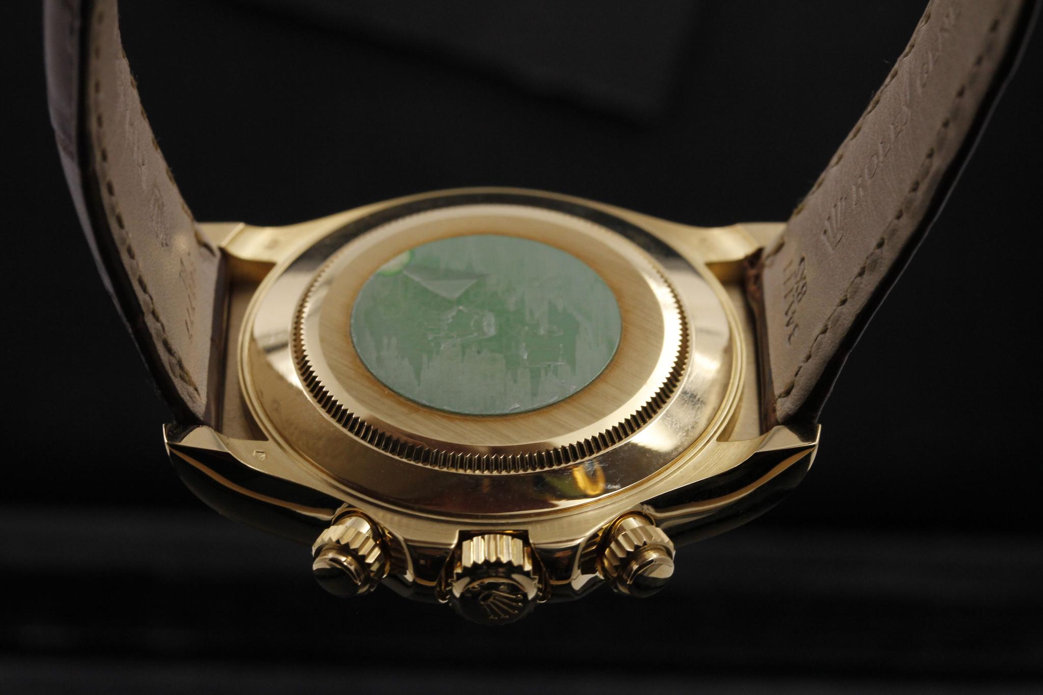 Watch Image 7