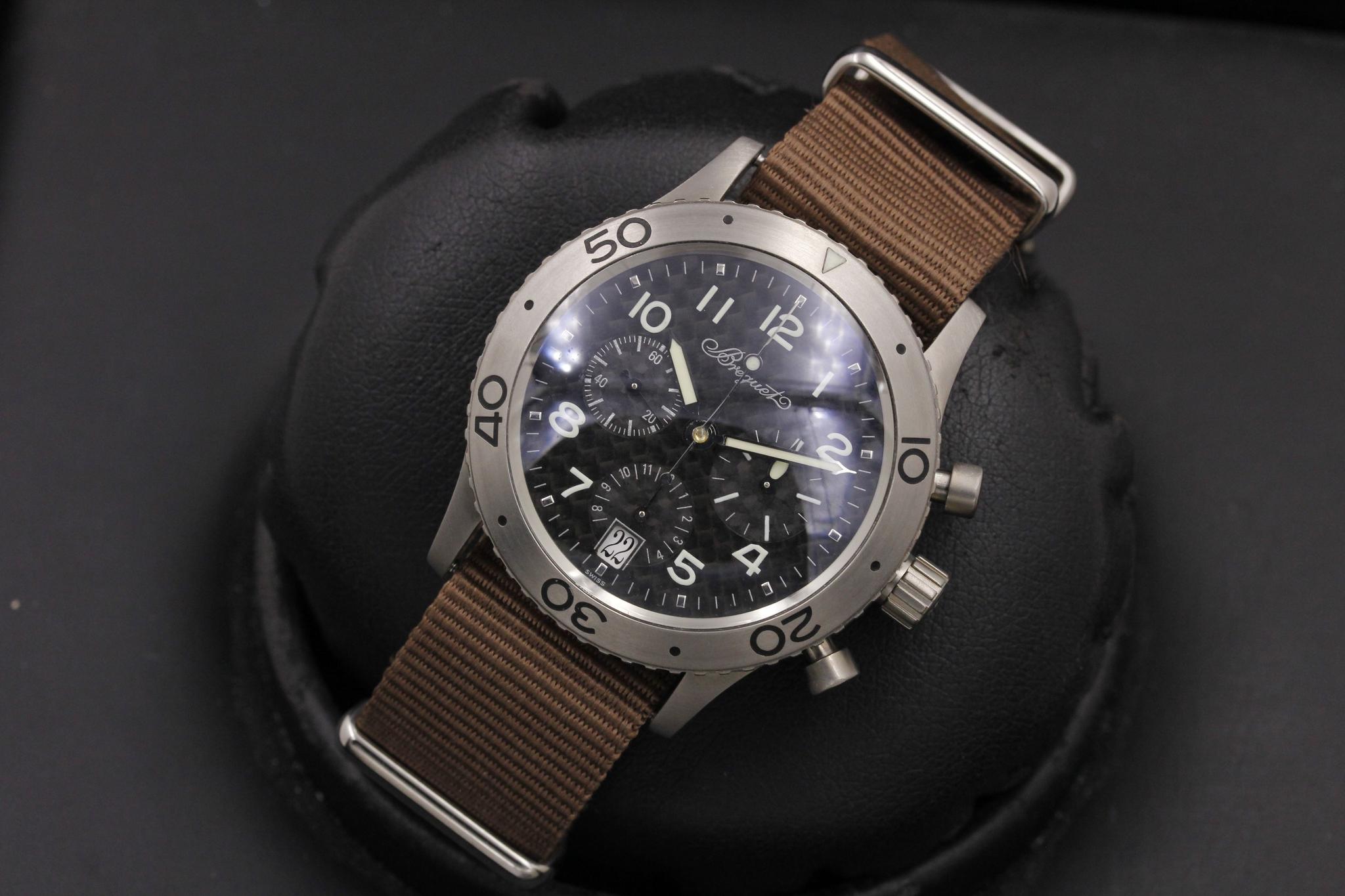 Watch Image 9
