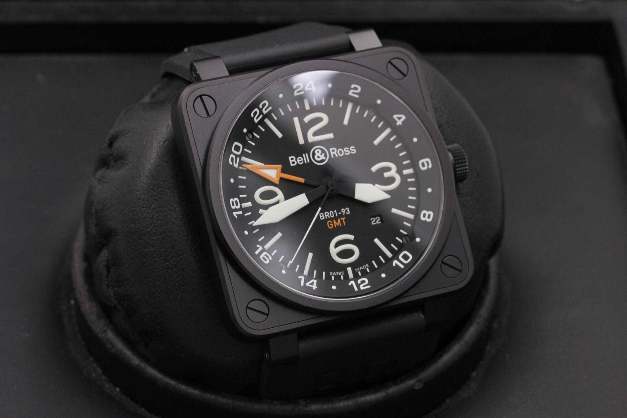 Watch Image 10