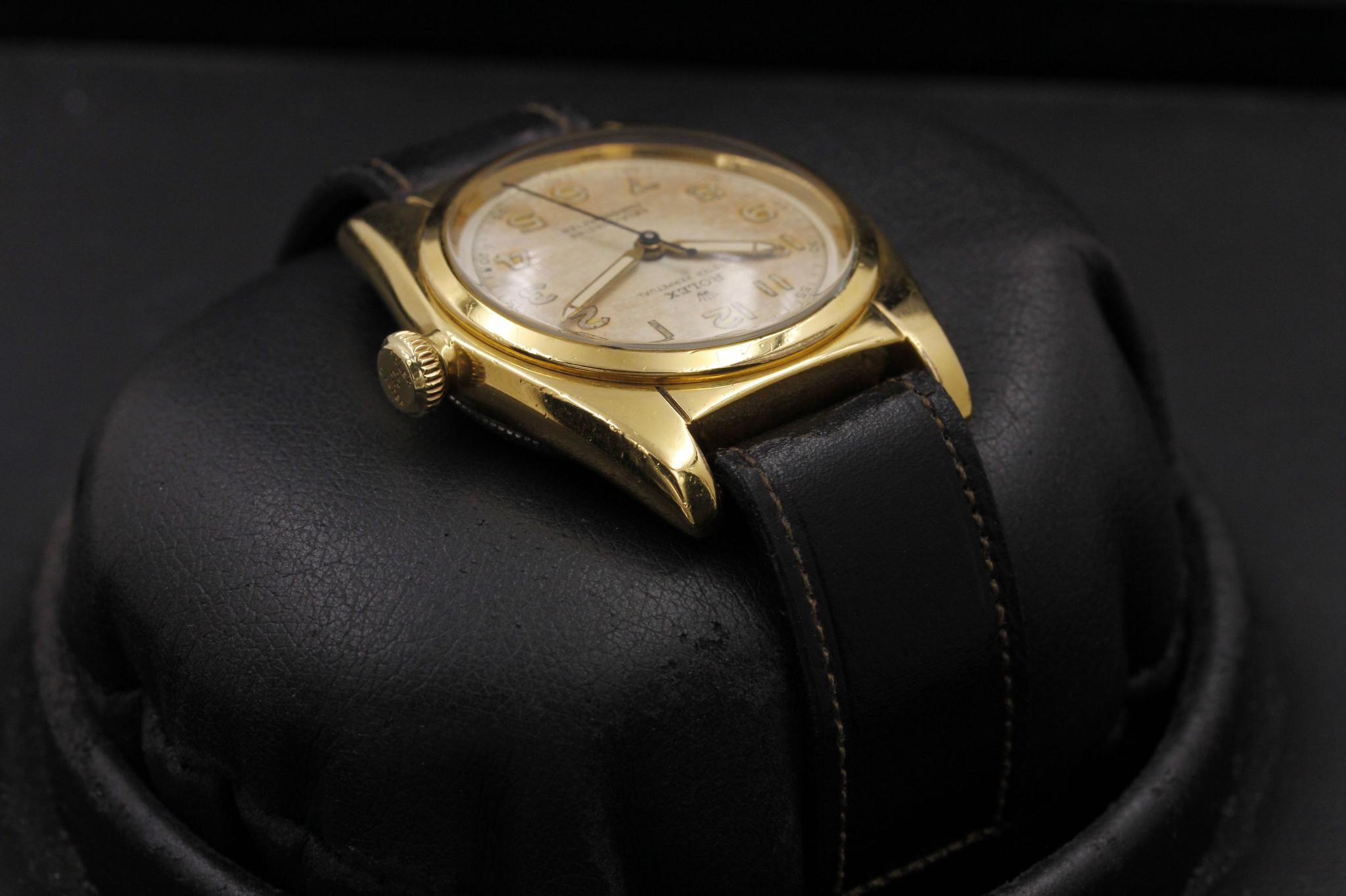 Watch Image 5