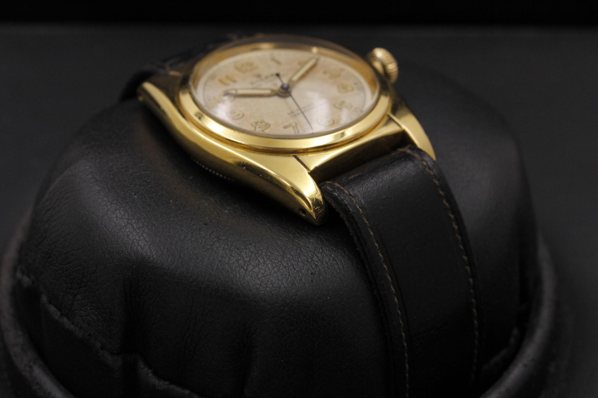 Watch Image 7