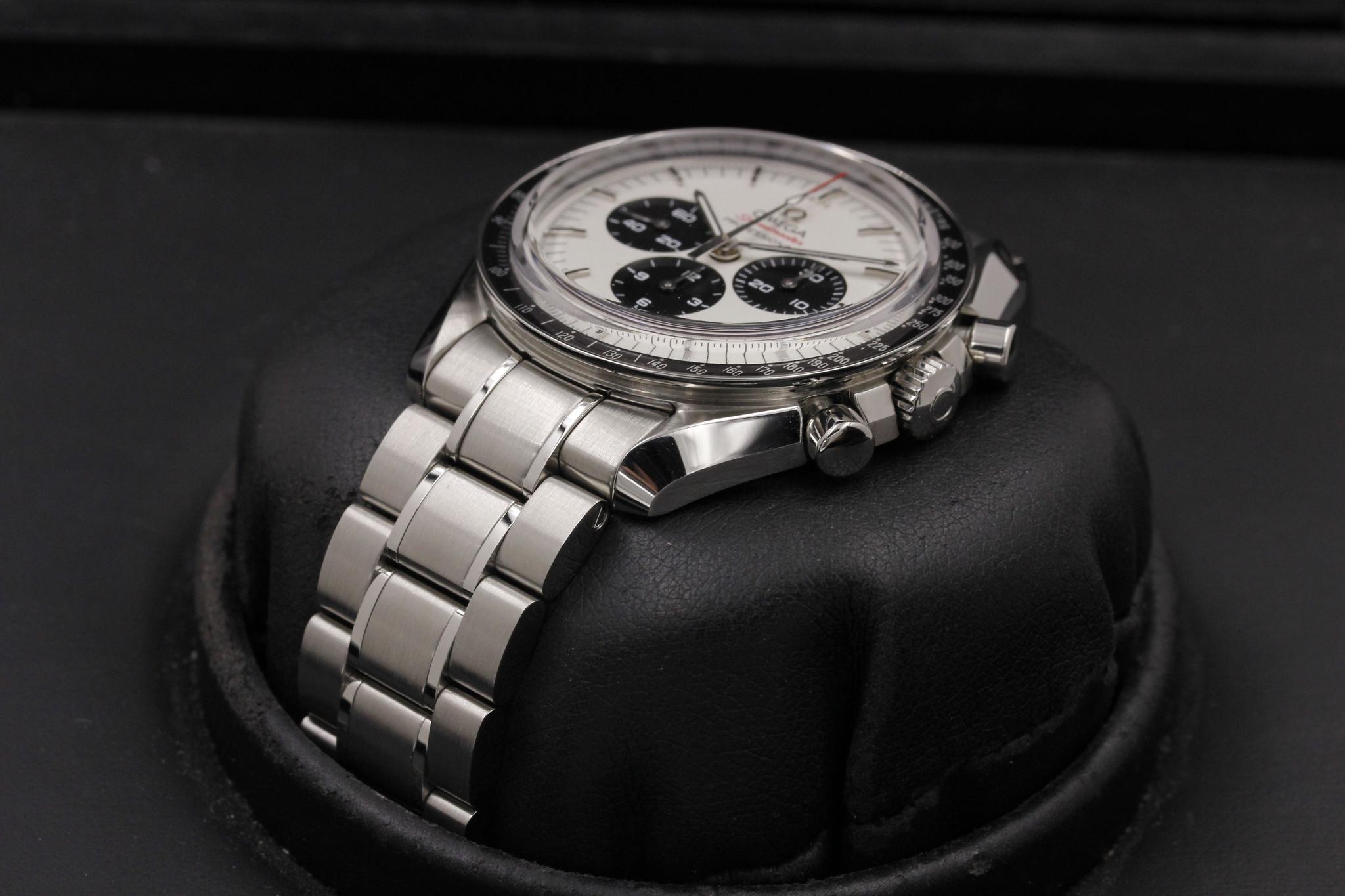 Watch Image 2