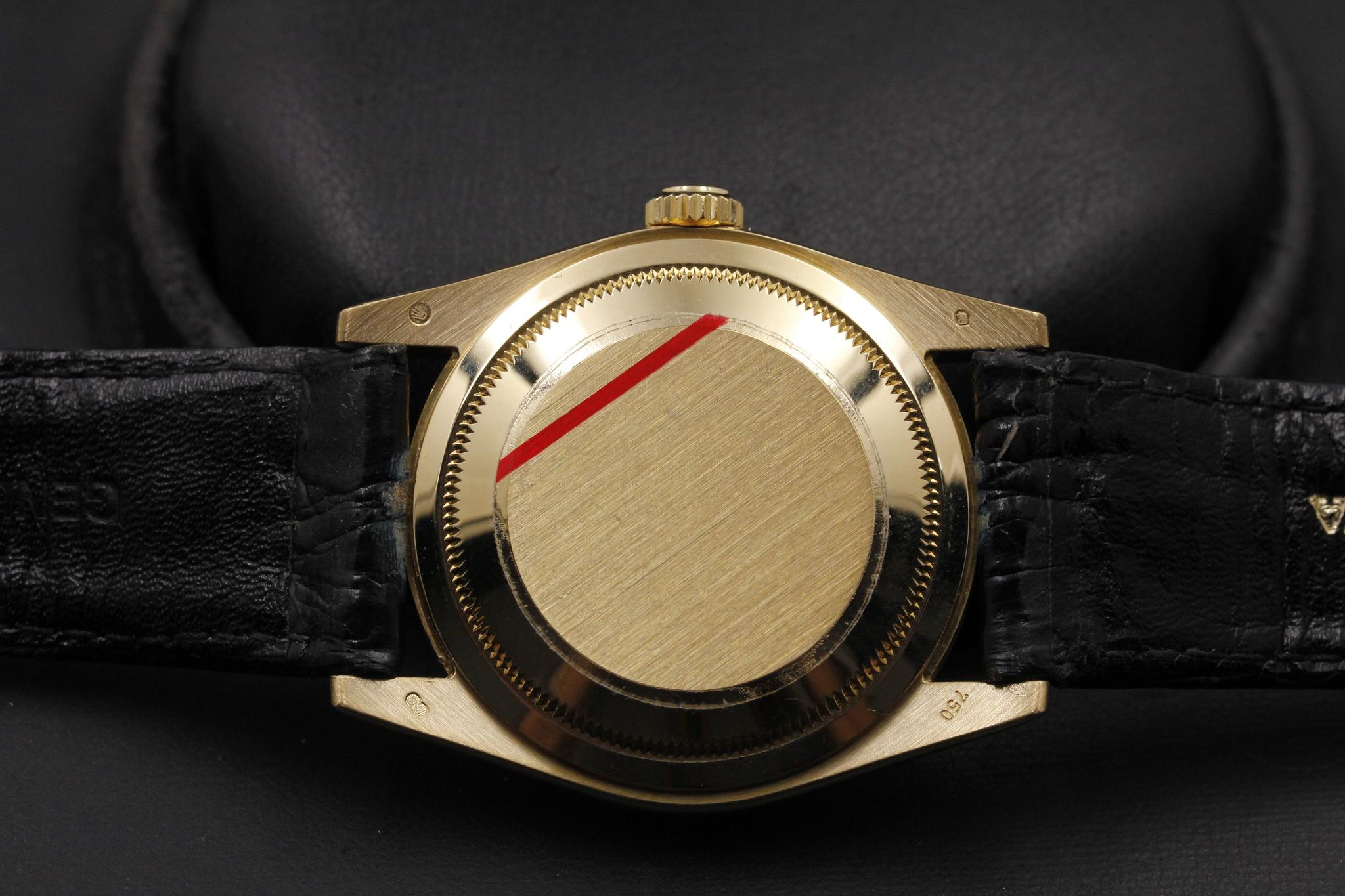 Watch Image 7