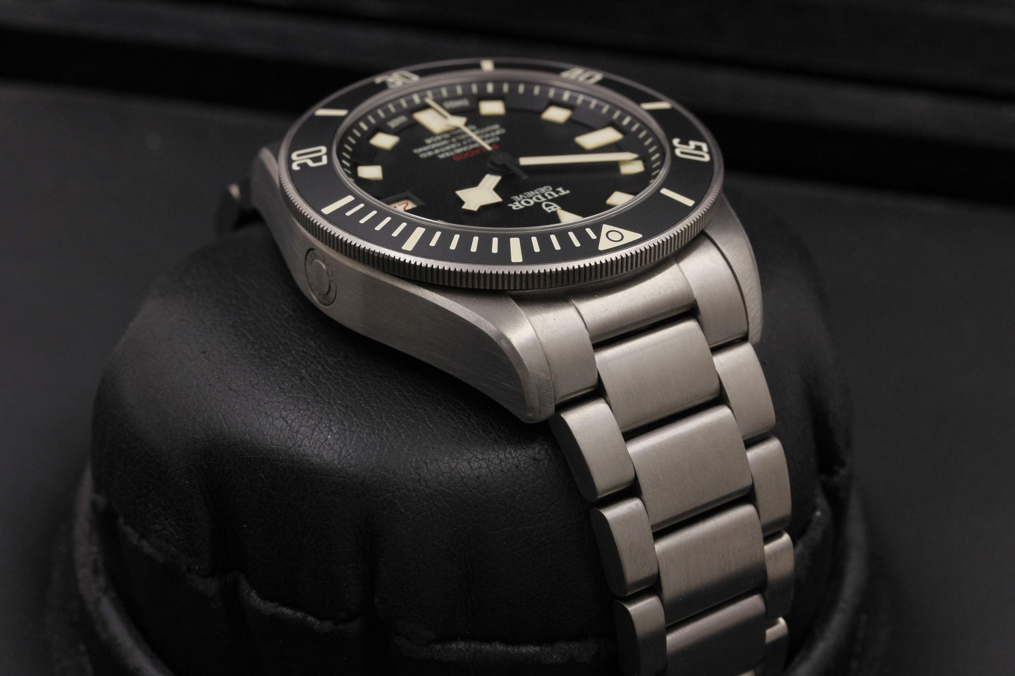 Watch Image 2