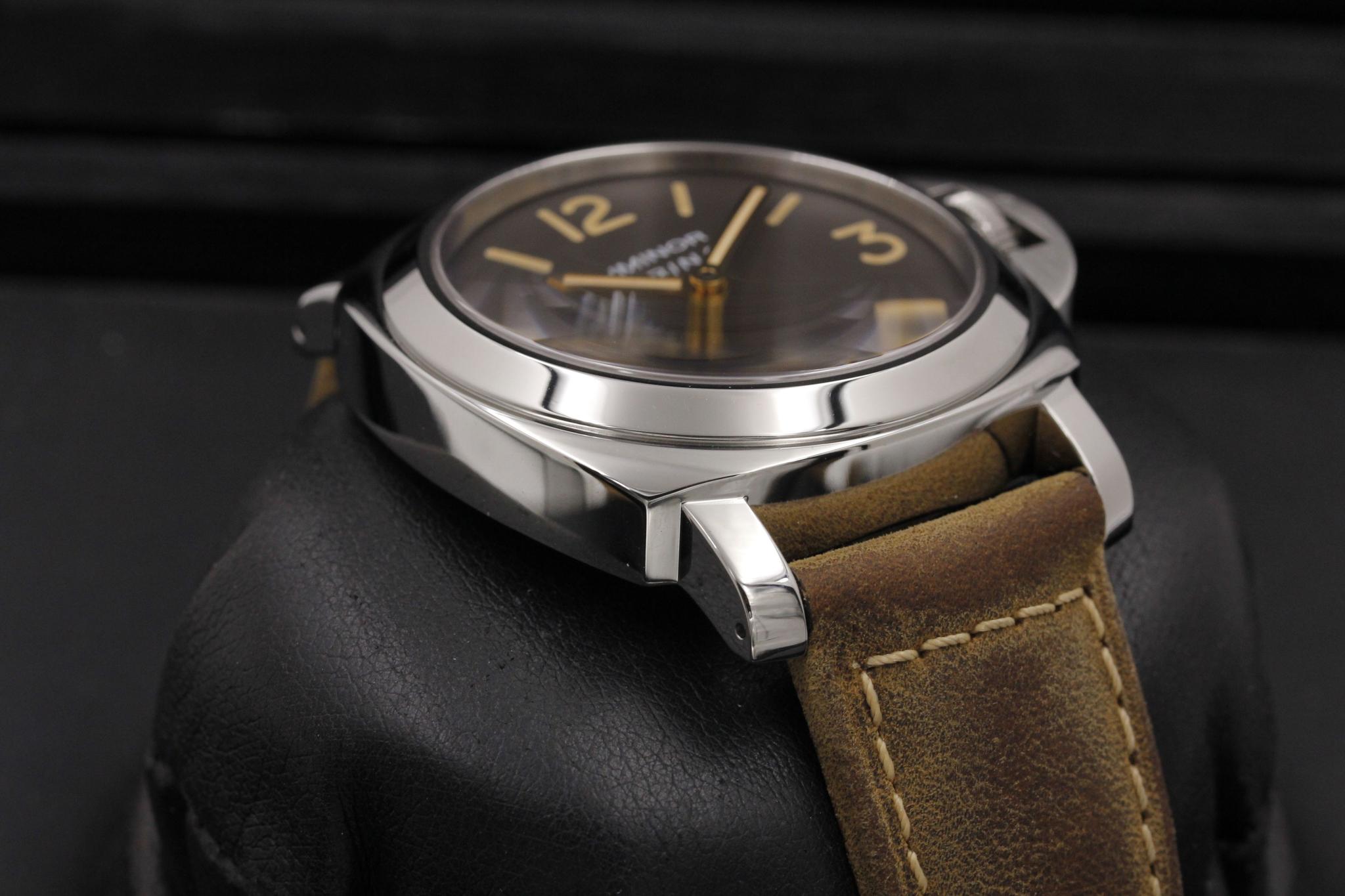 Watch Image 6