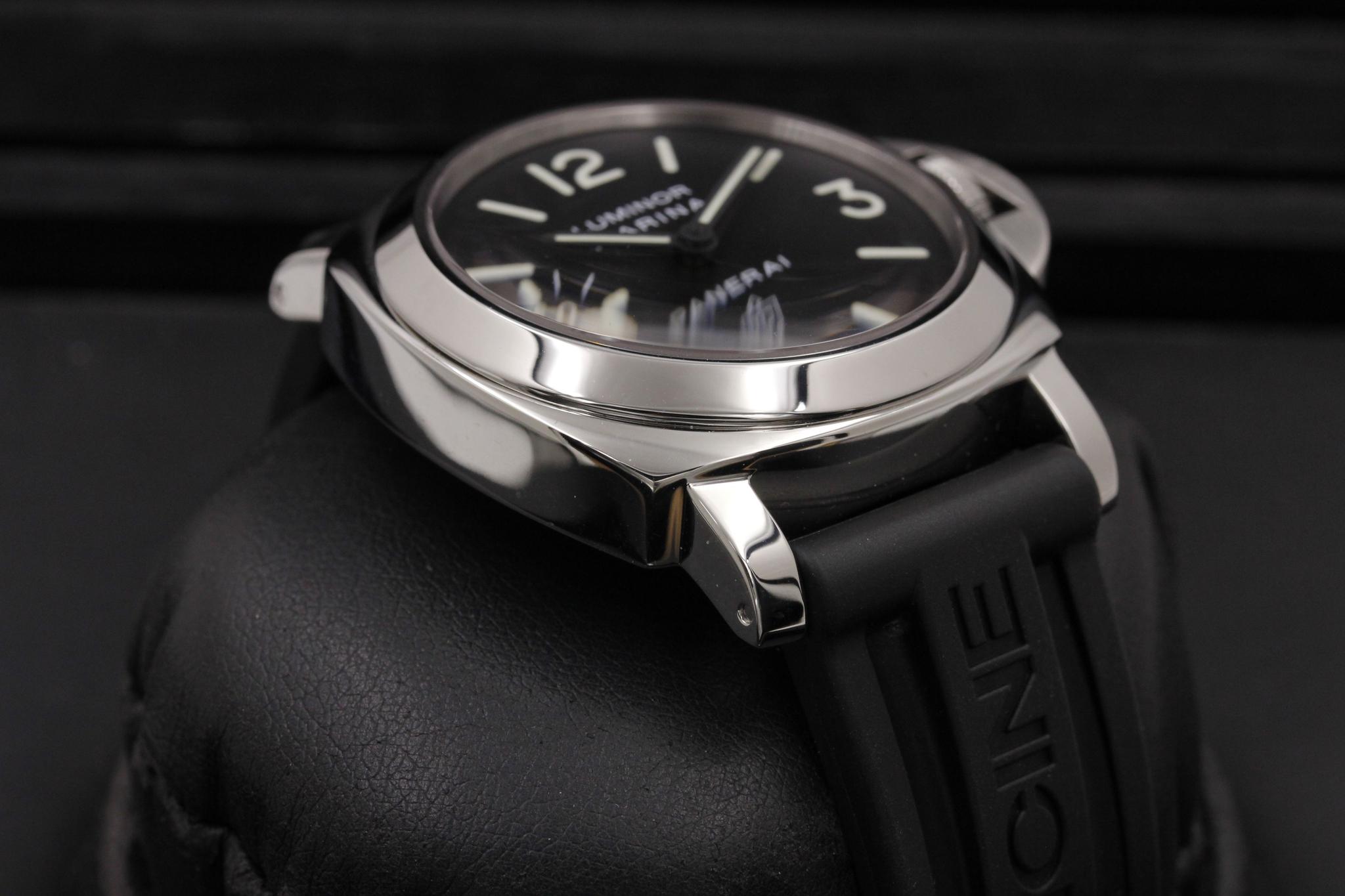 Watch Image 6