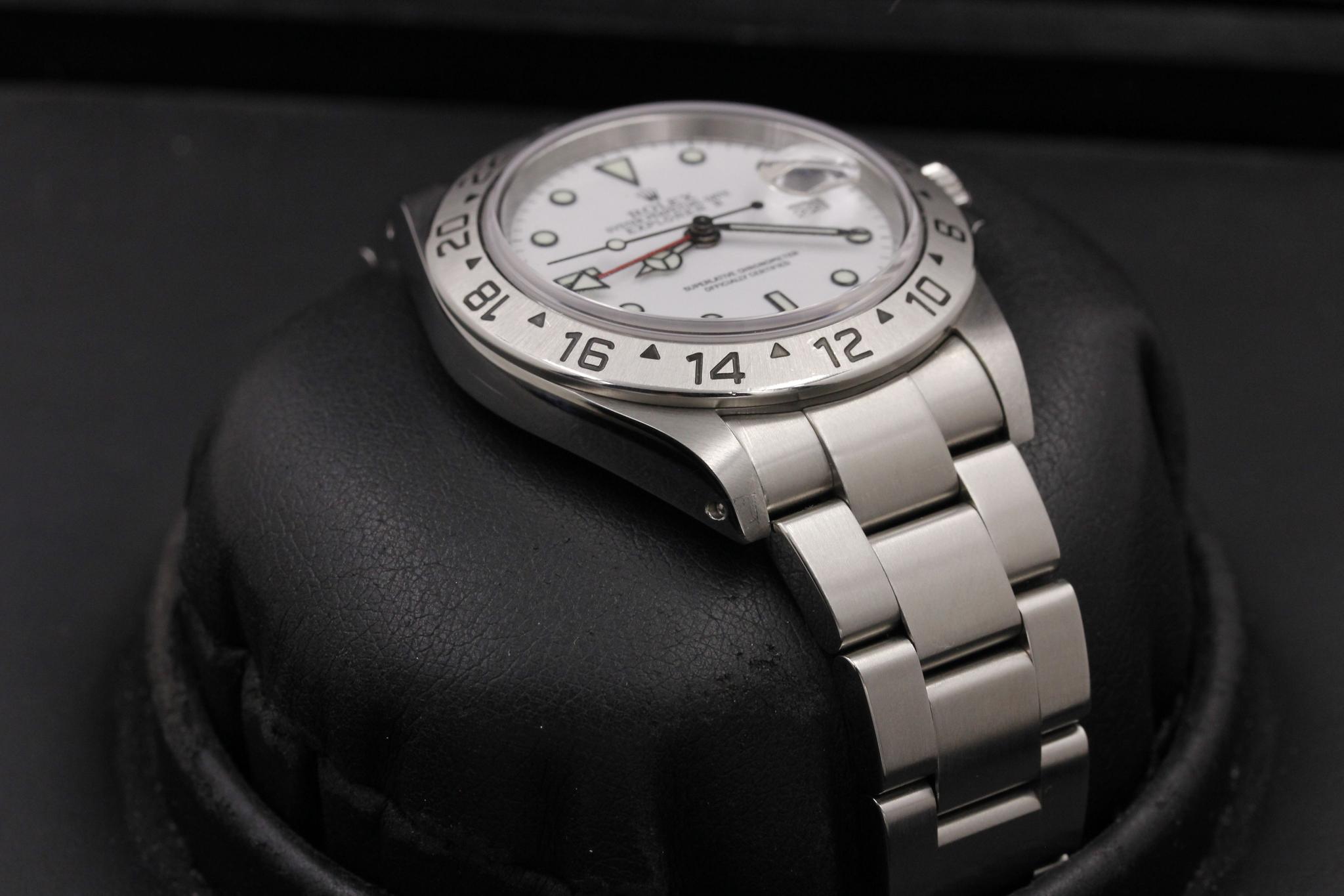 Watch Image 6