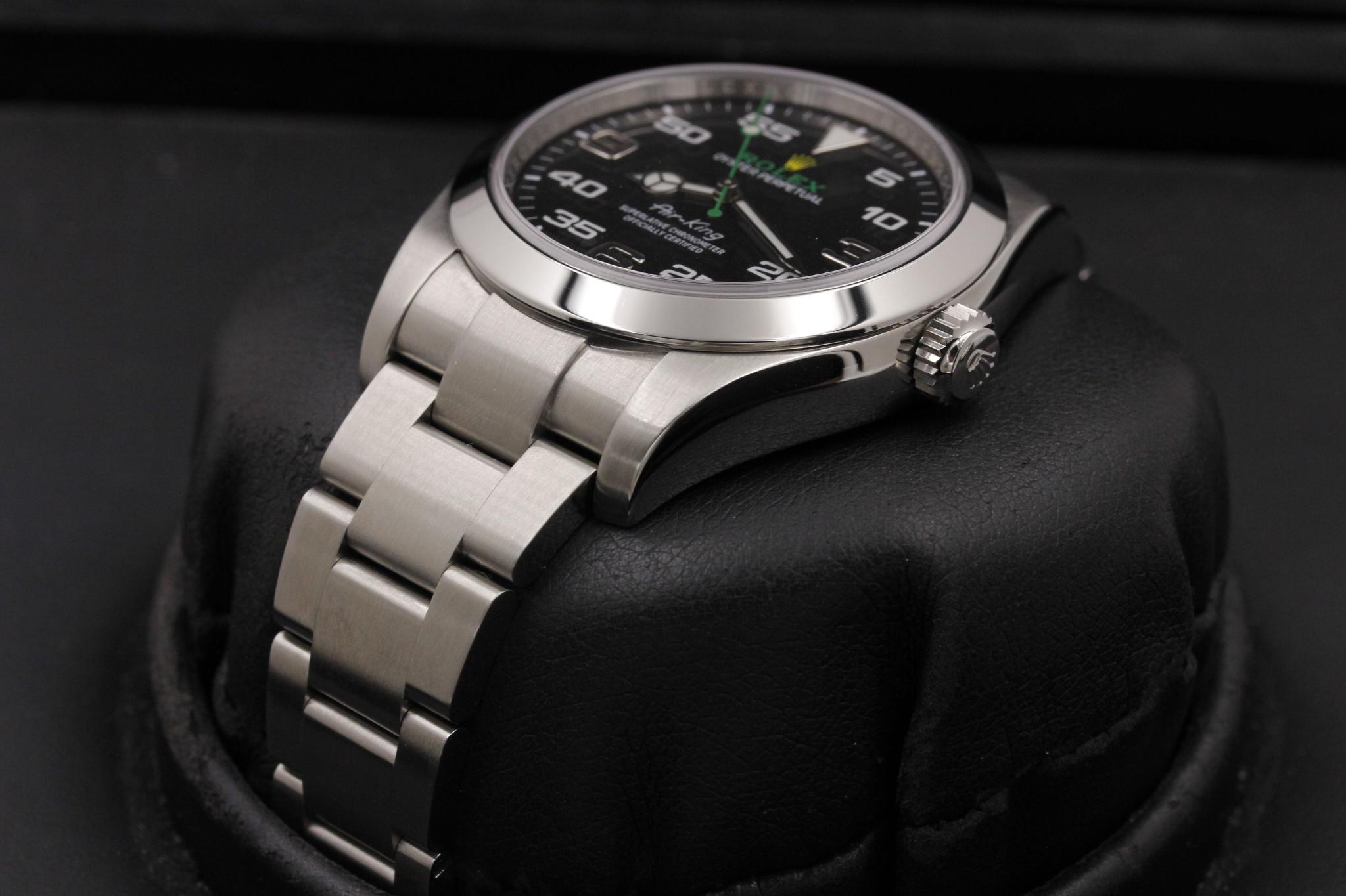 Watch Image 2