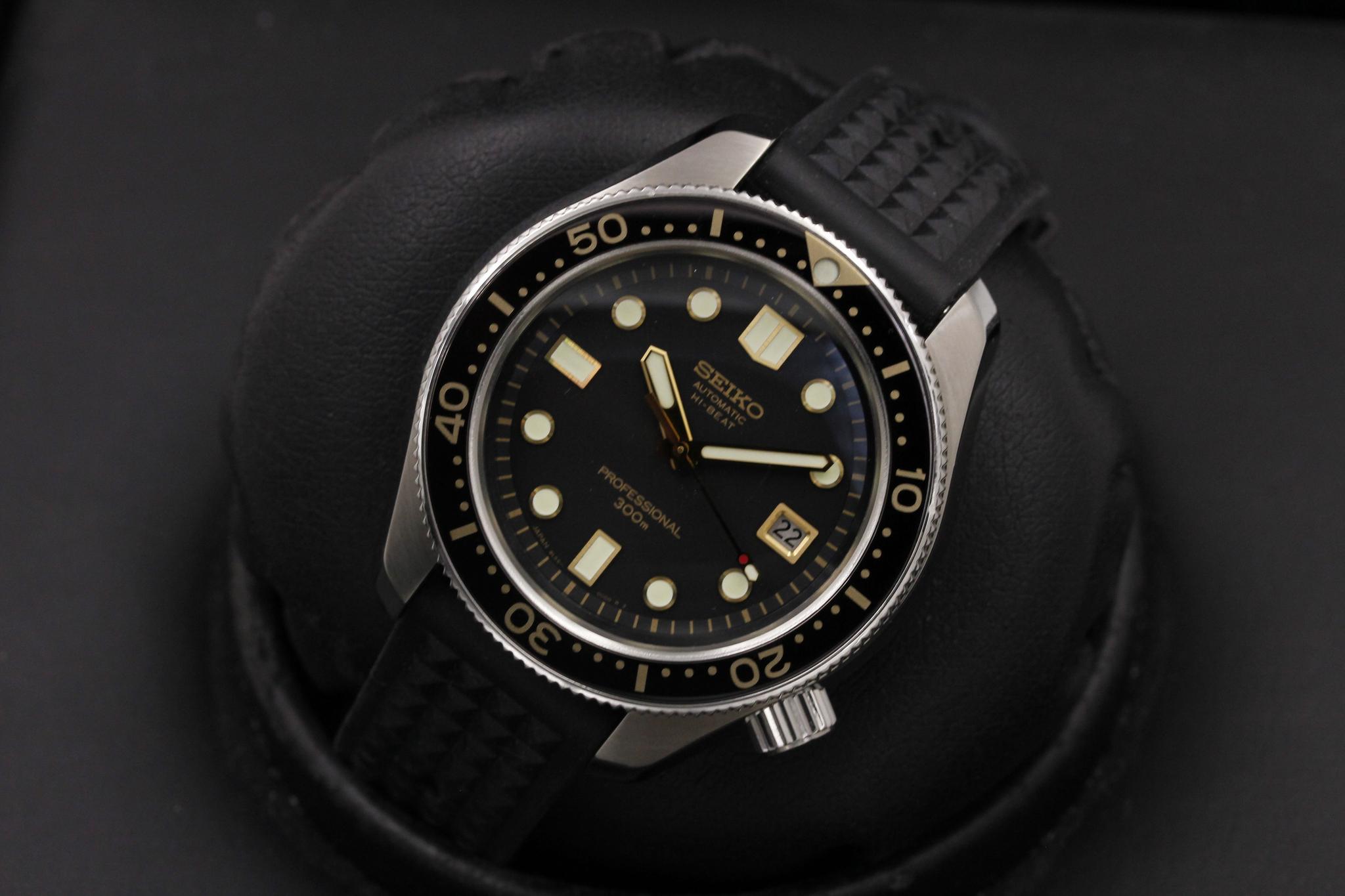Watch Image 9