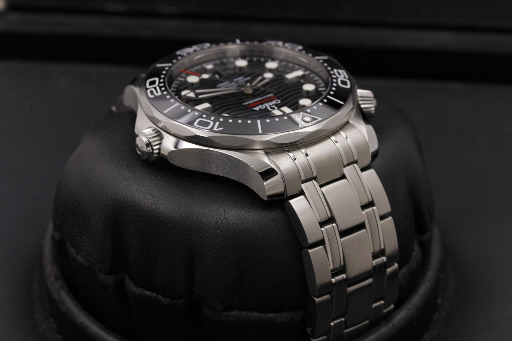 Watch Image 4