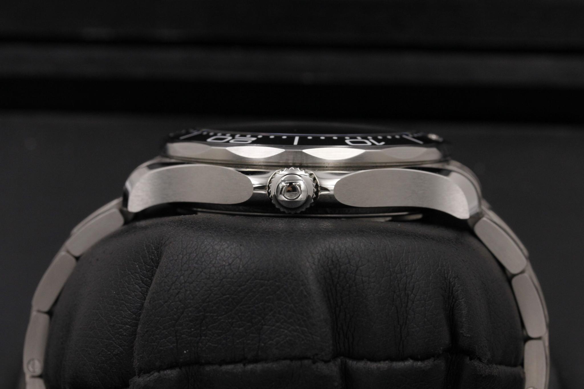 Watch Image 3