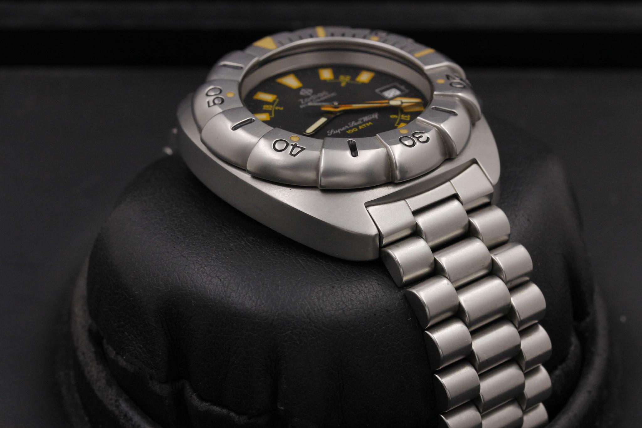 Watch Image 7